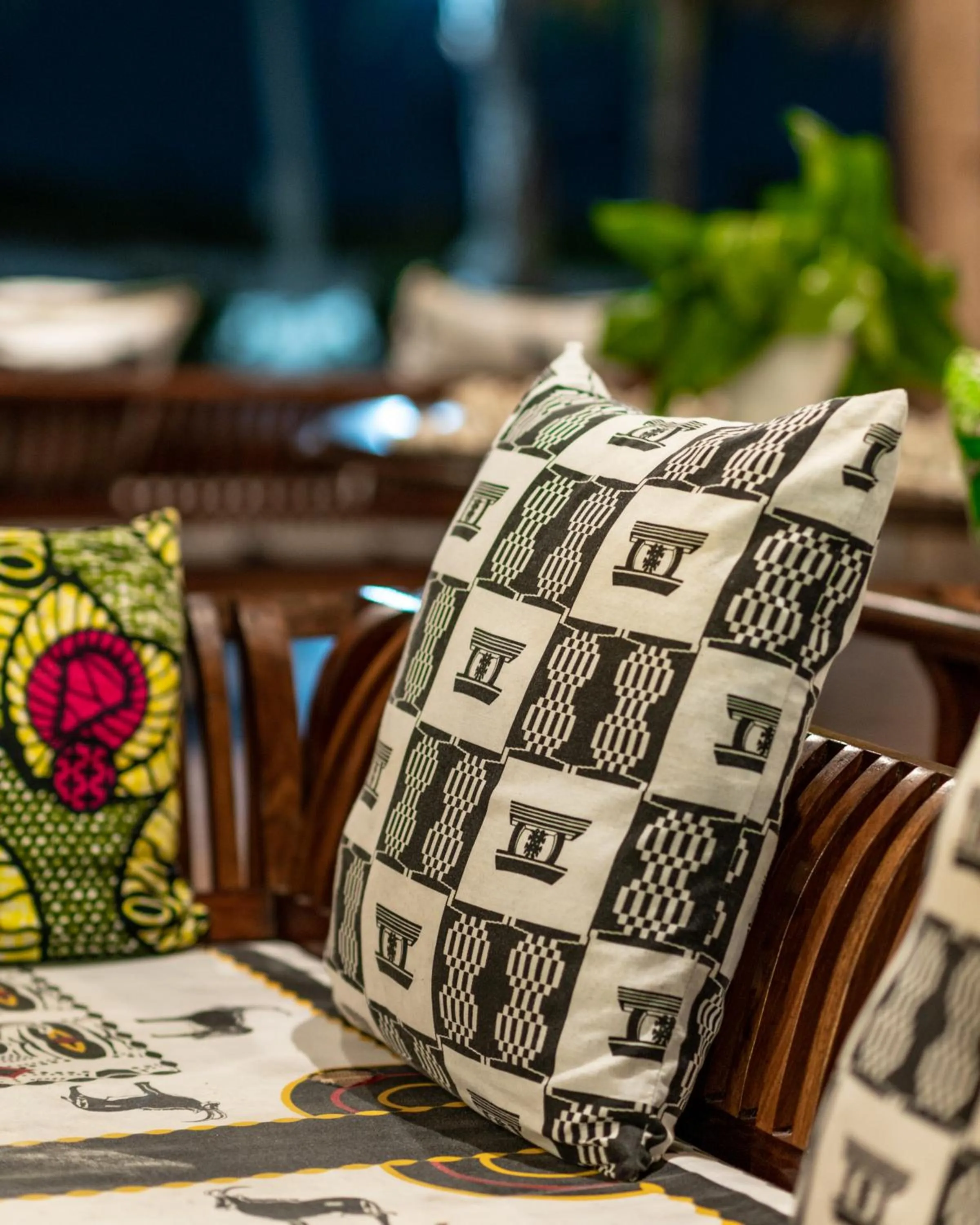 Decorative detail in Hakuna Majiwe Beach Lodge