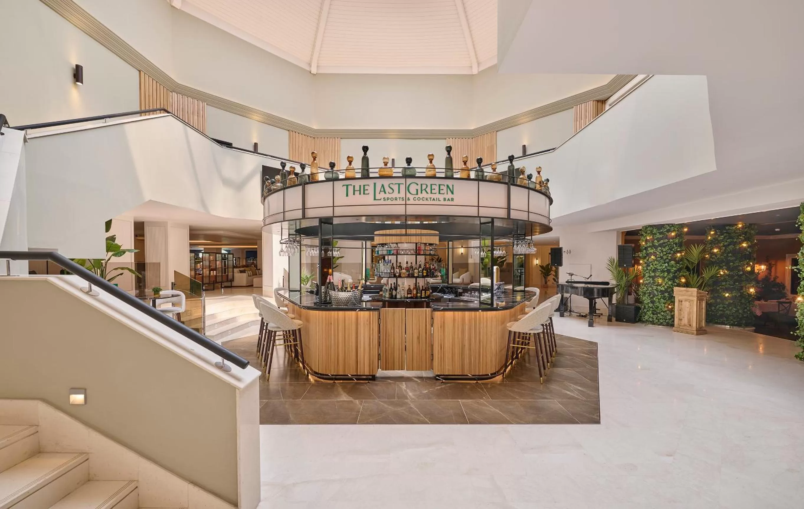 Lounge or bar in Grand Hyatt La Manga Club Golf & Spa