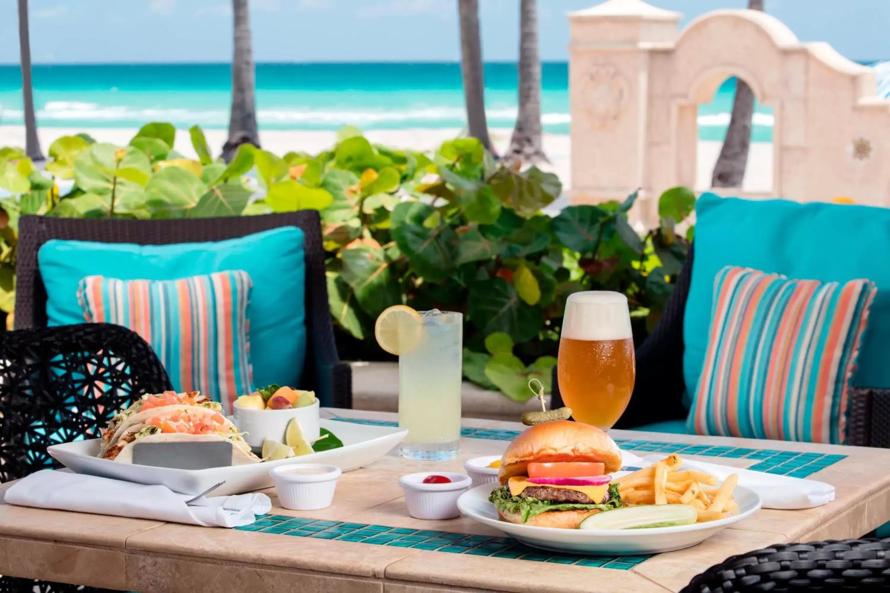 Restaurant/places to eat in Hollywood Beach Marriott