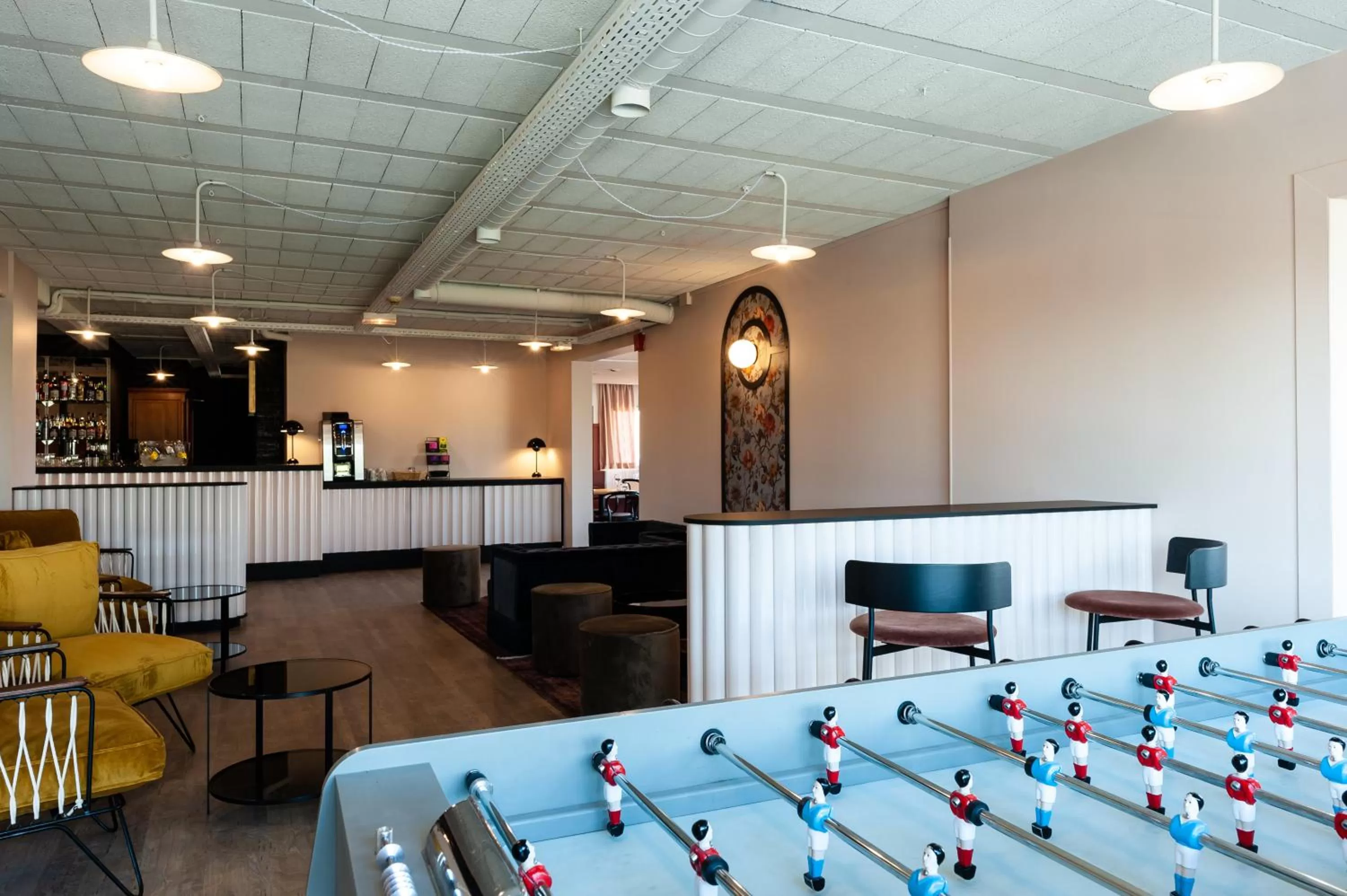 Lounge or bar in Kyriad Nuits Saint Georges Dijon Sud