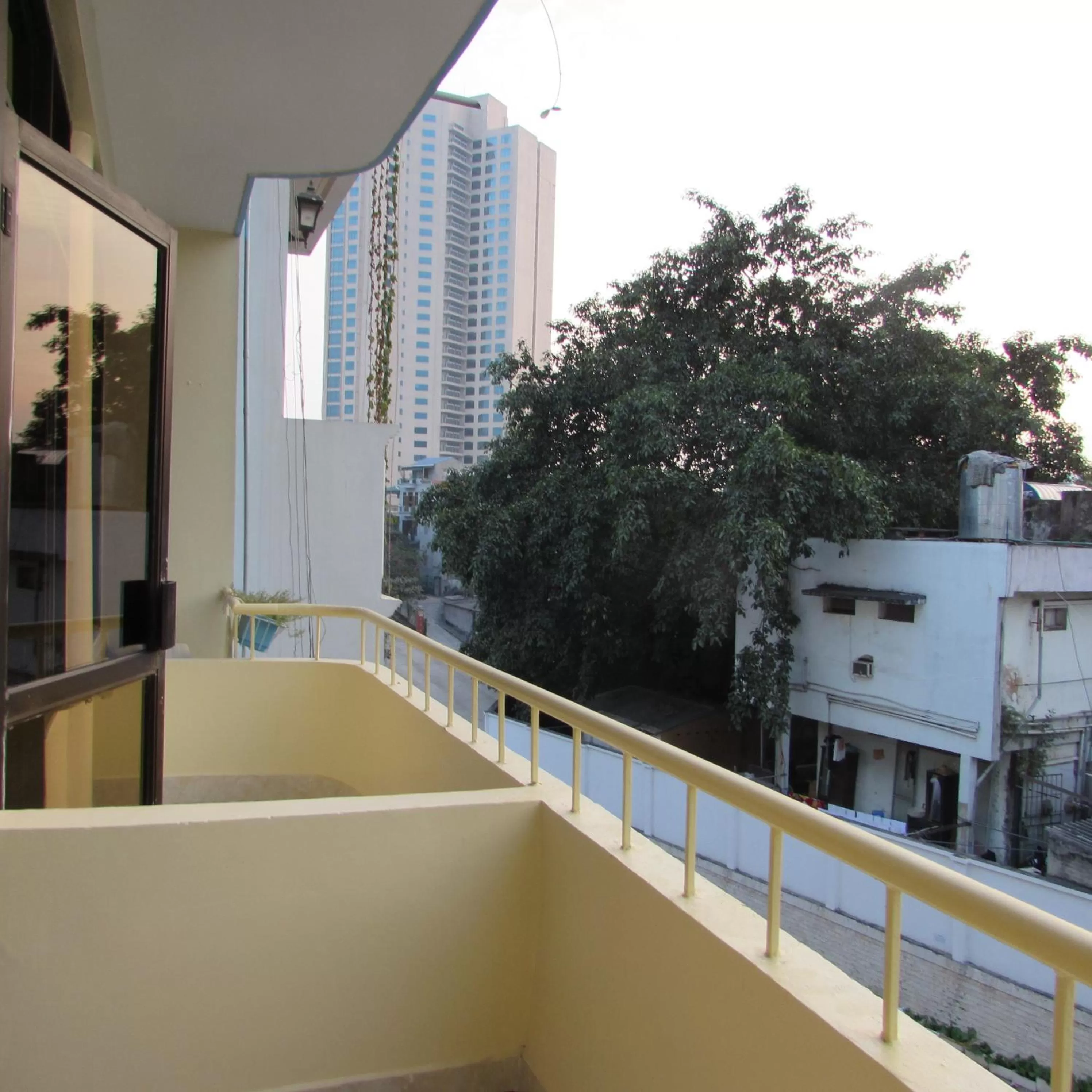 Balcony/Terrace in Viet Nhat Halong Hotel - Bai Chay