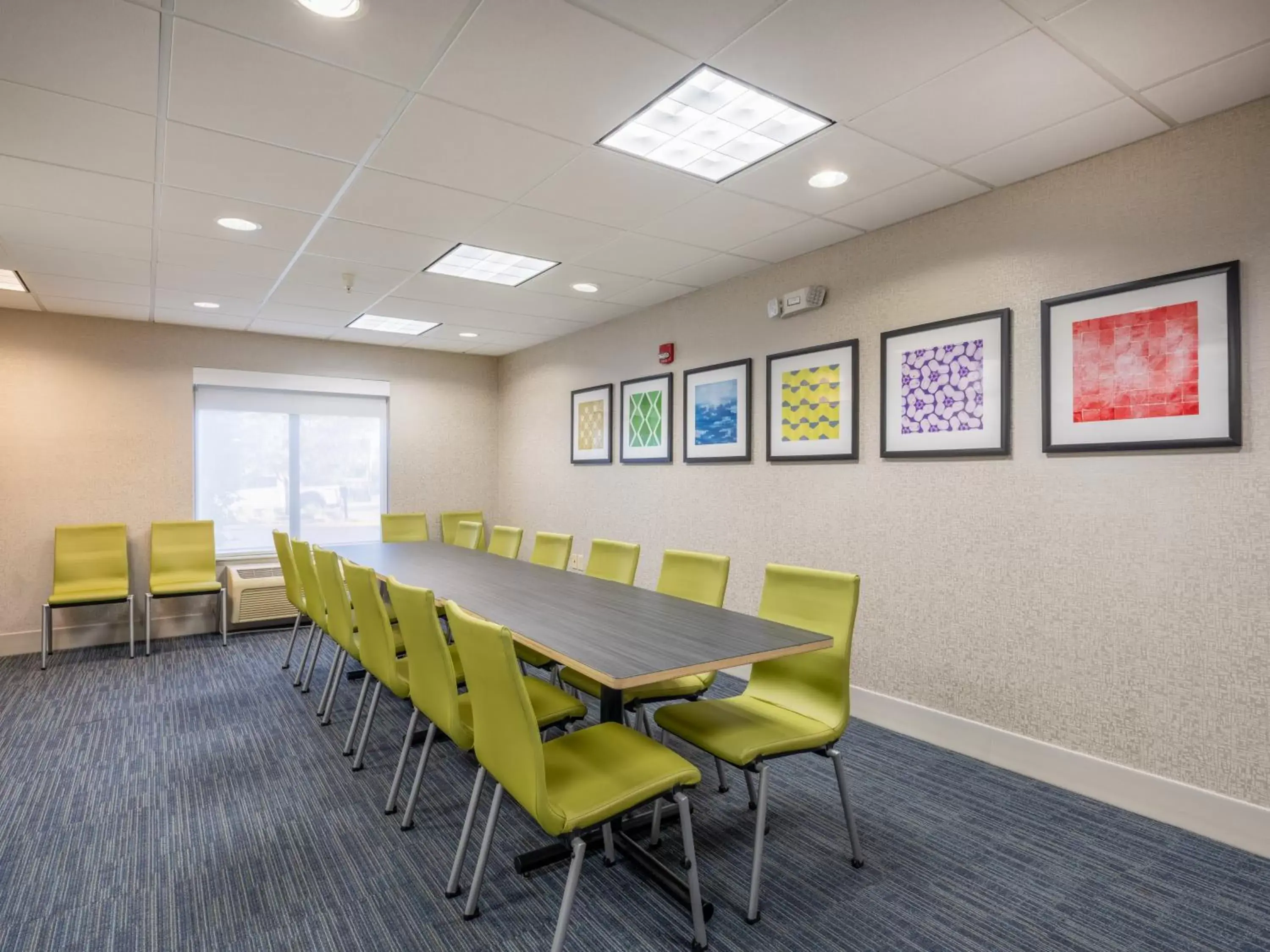 Meeting/conference room in Holiday Inn Express Gas City, an IHG Hotel