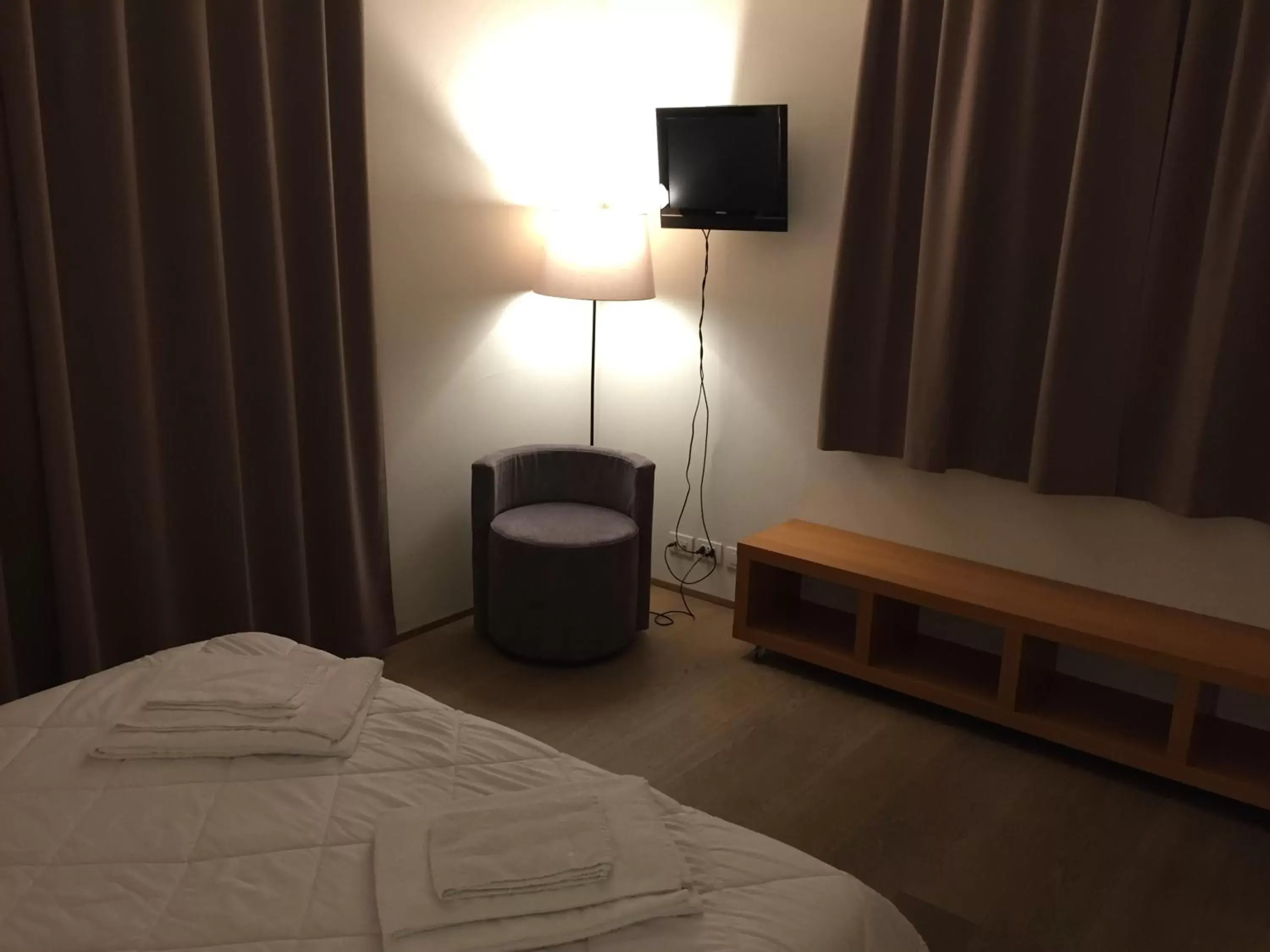 Bedroom, TV/Entertainment Center in Ceccarini Suite