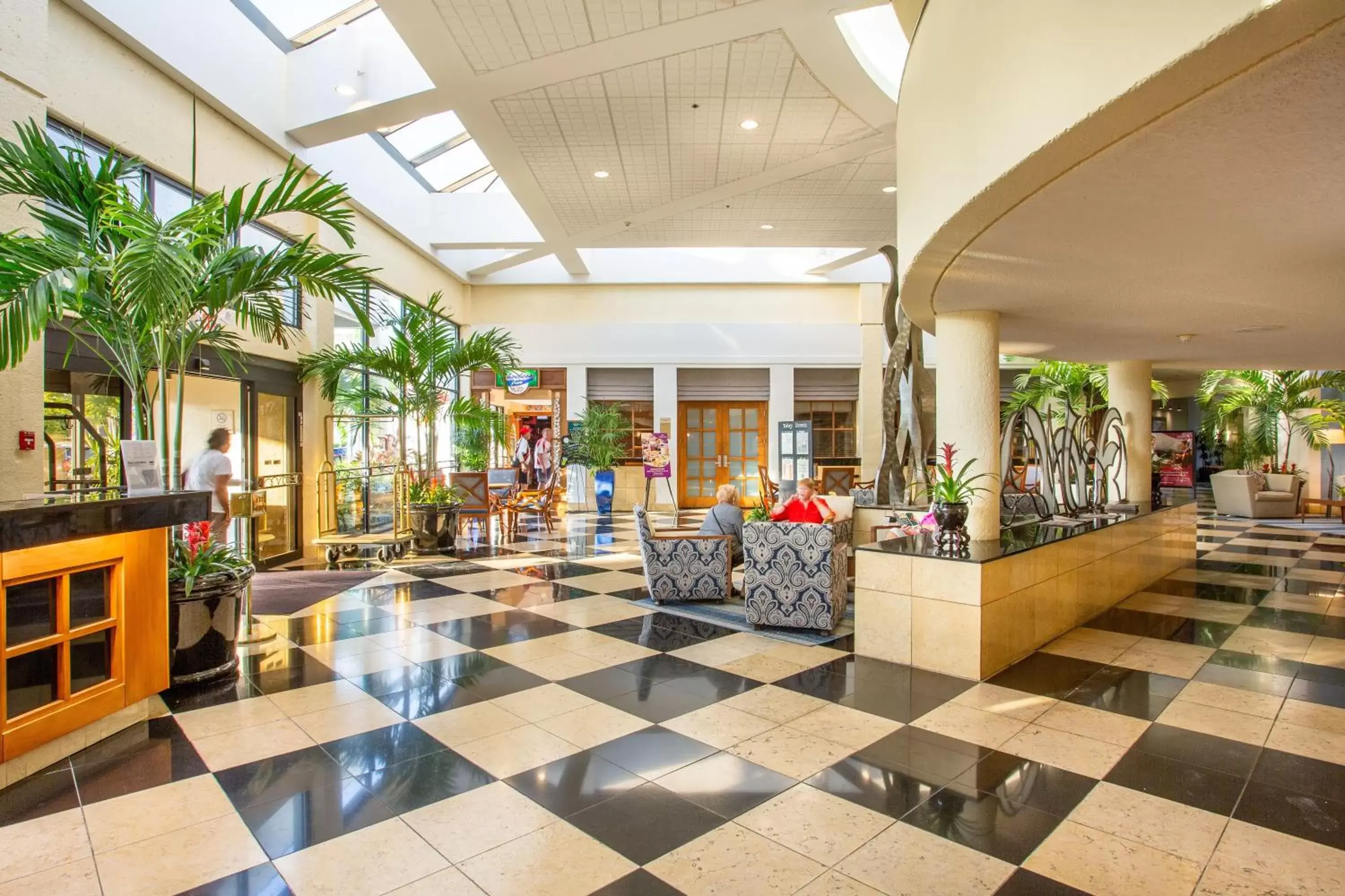 Property building, Lobby/Reception in Crowne Plaza Hotel Fort Myers at Bell Tower Shops, an IHG Hotel
