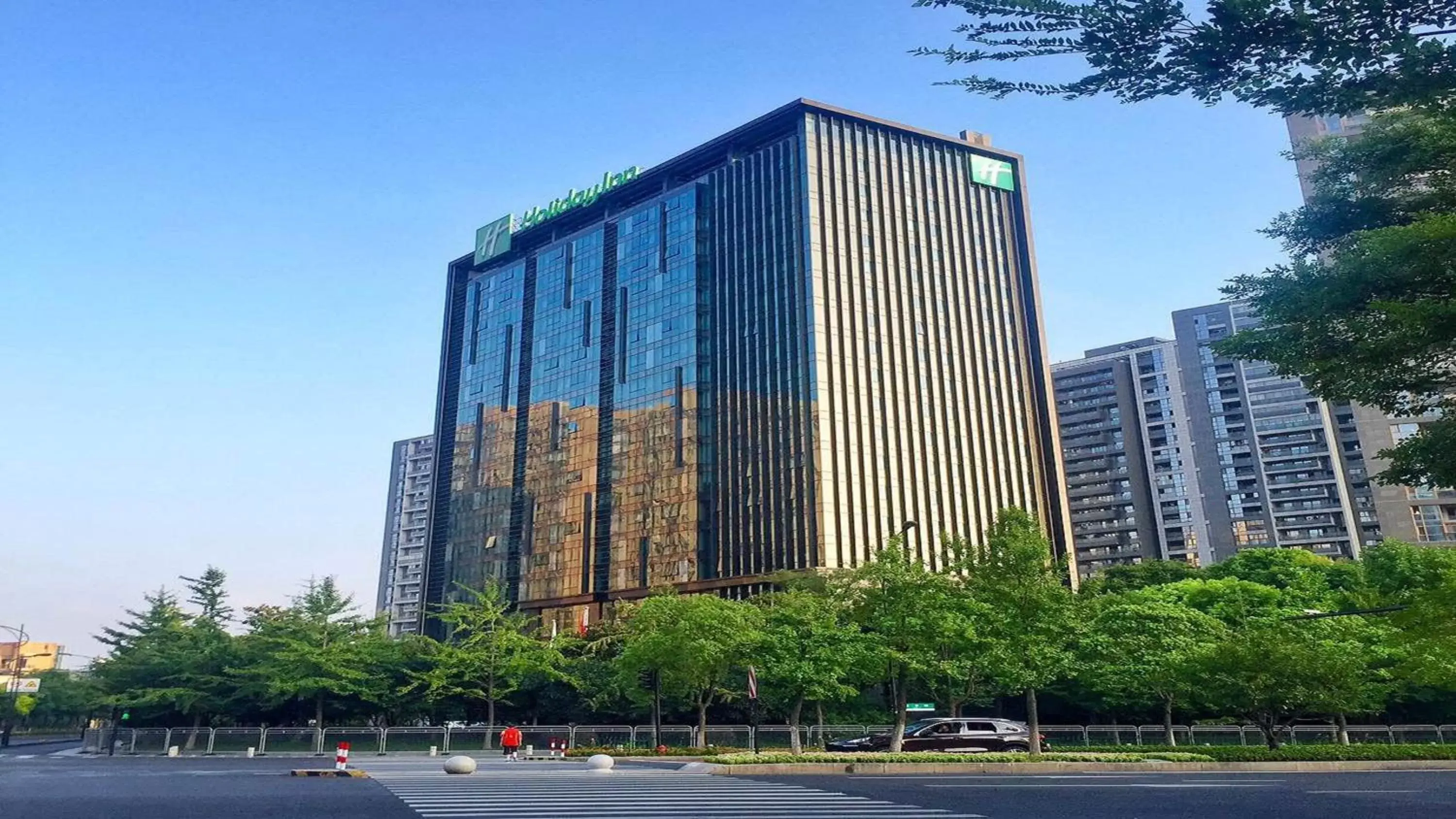 Property Building in Holiday Inn Hangzhou CBD, an IHG Hotel