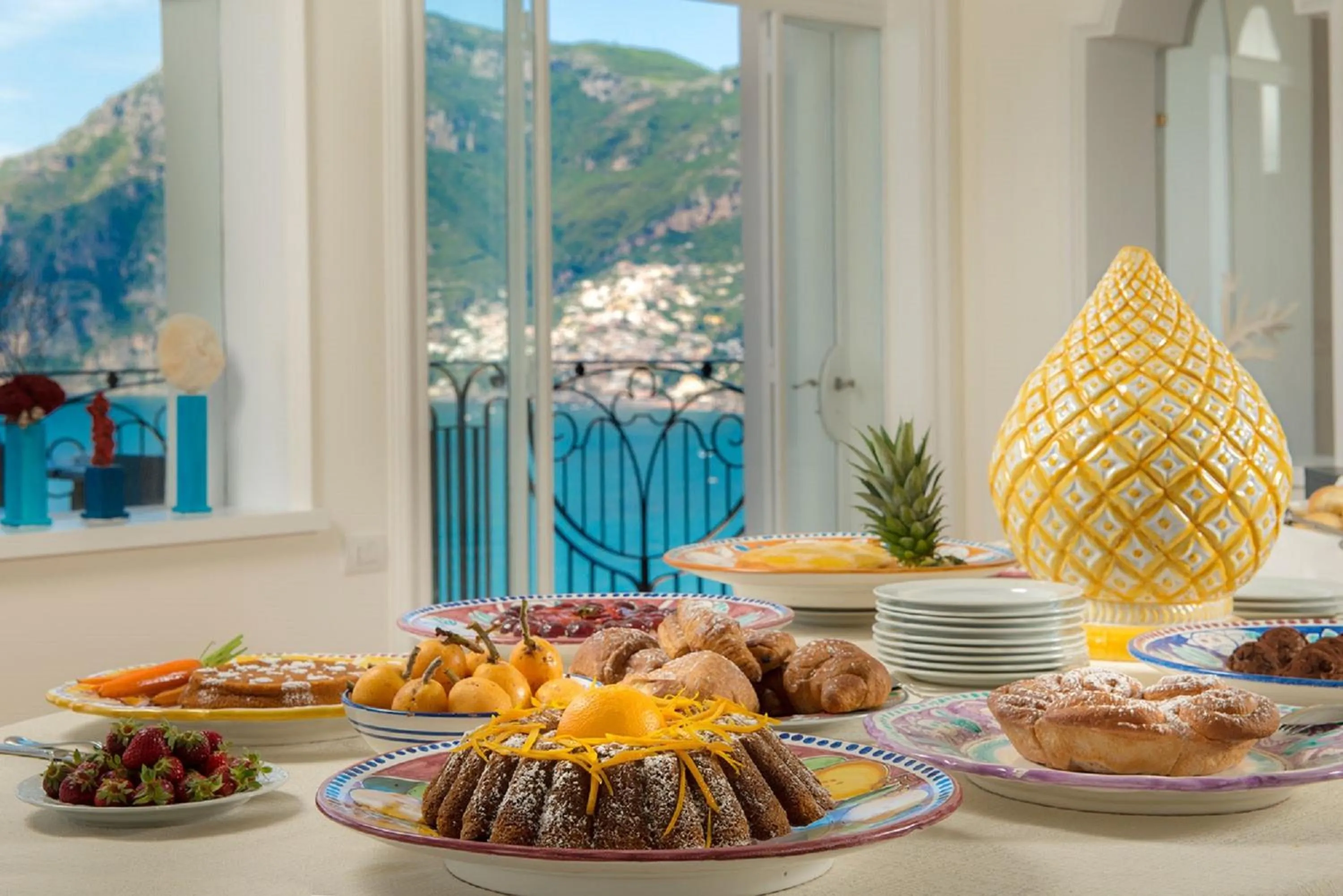 Restaurant/places to eat in Tramonto d'Oro