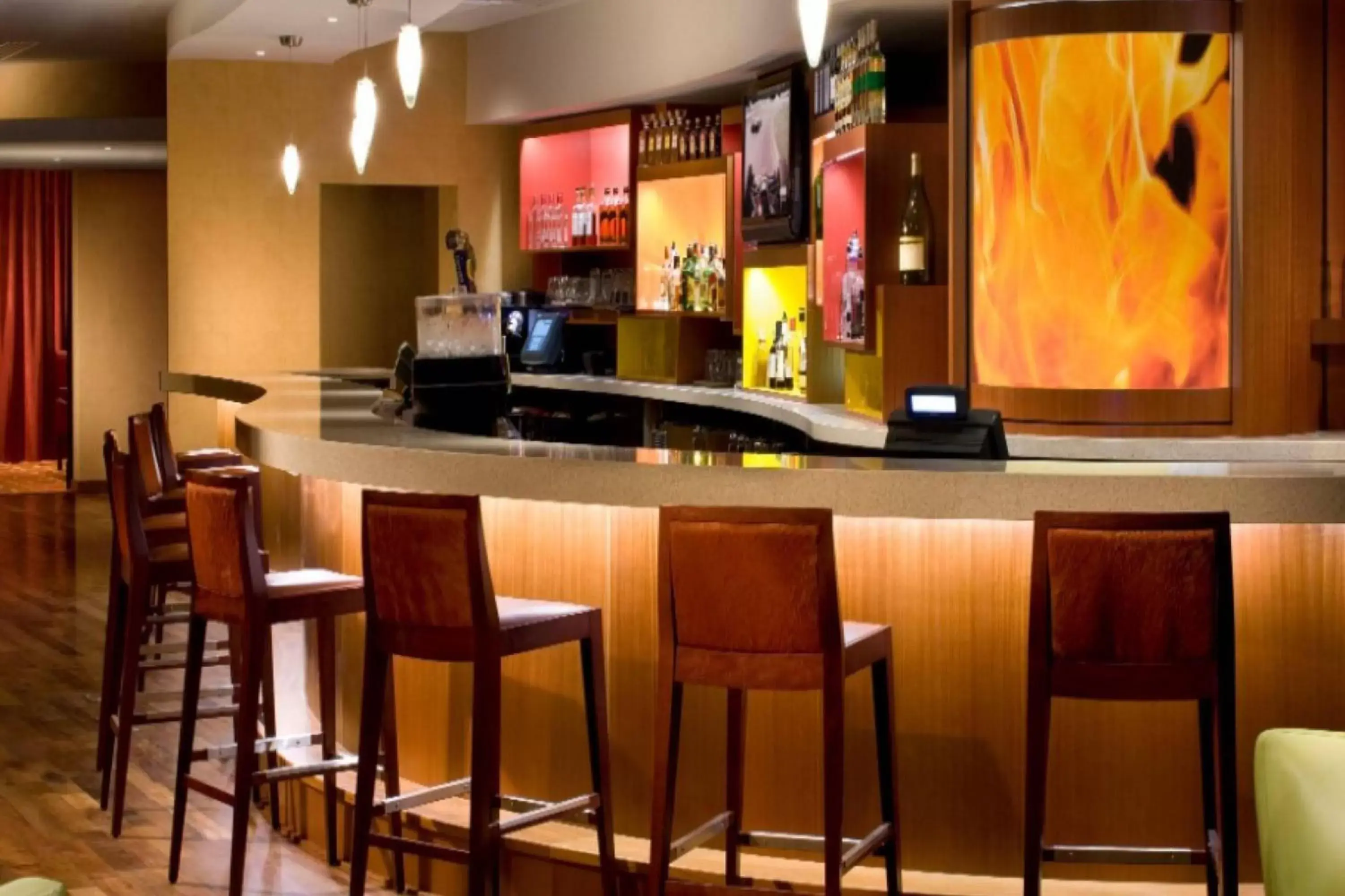 Restaurant/places to eat, Lounge/Bar in Miami Airport Marriott