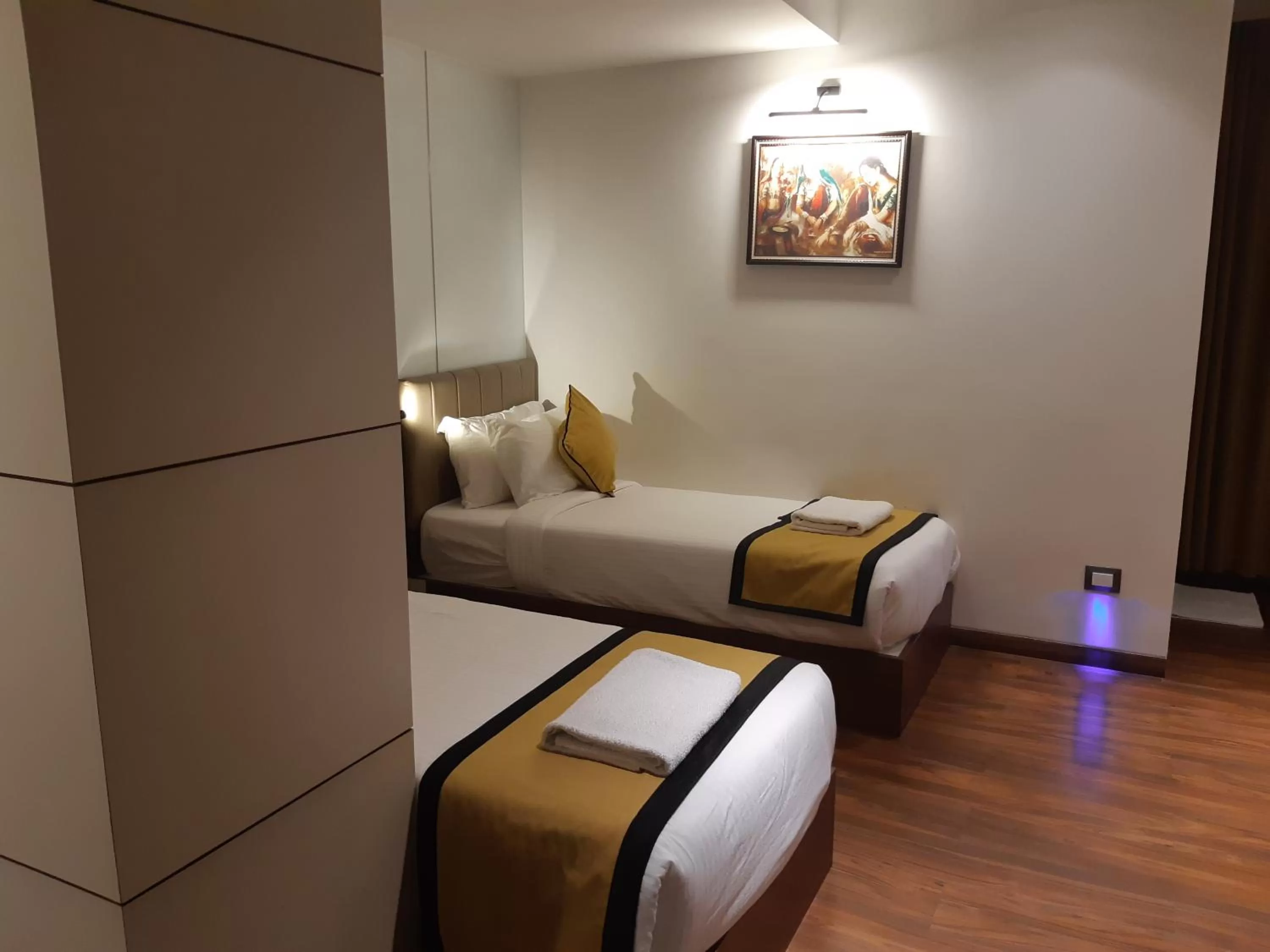 Bed in Hotel Namo Residency