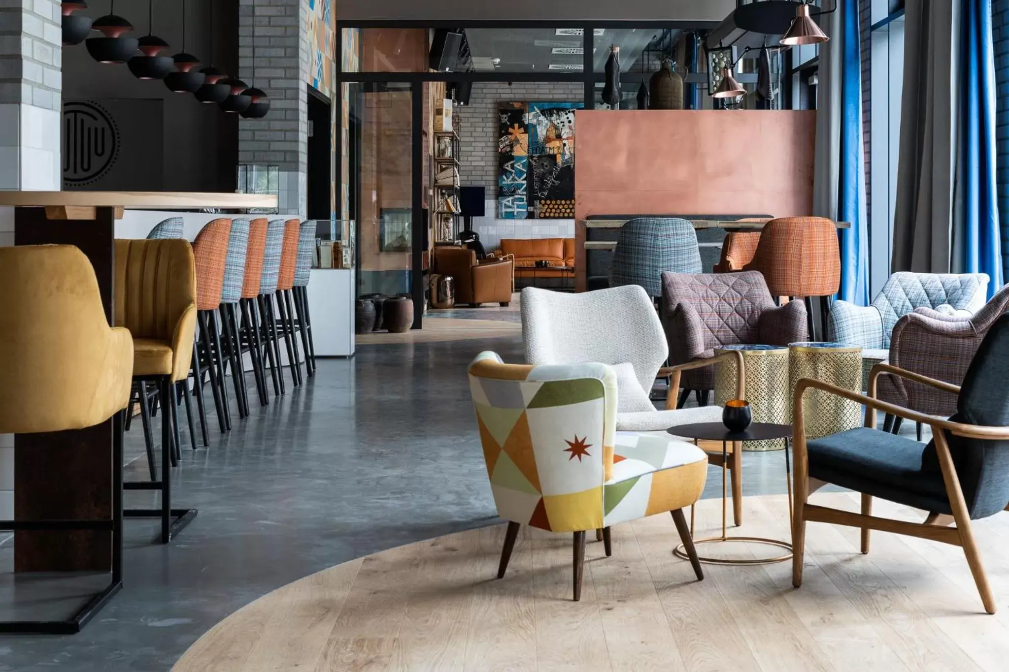 Lounge or bar in FREIgeist Göttingen Innenstadt, A Member of Design Hotels Lounge or bar in FREIgeist Göttingen Innenstadt, A Member of Design Hotels