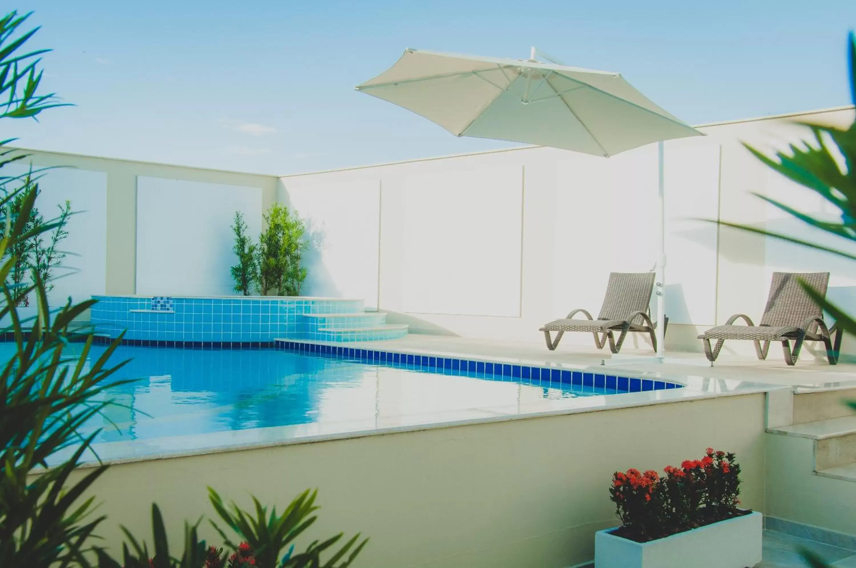 Balcony/Terrace, Swimming Pool in Nobile Suites Gran Lumni