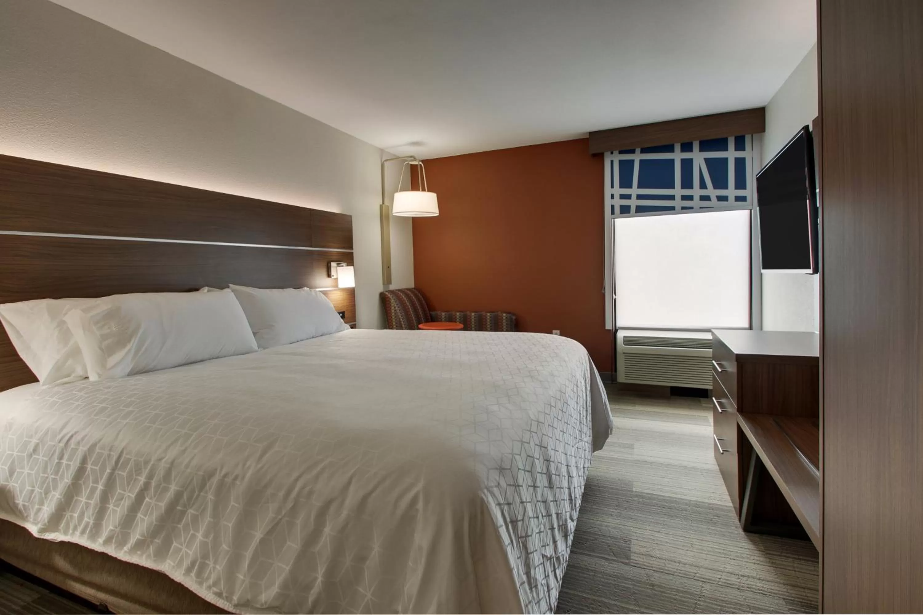 Photo of the whole room, Bed in Holiday Inn Express Voorhees/ Mt. Laurel by IHG