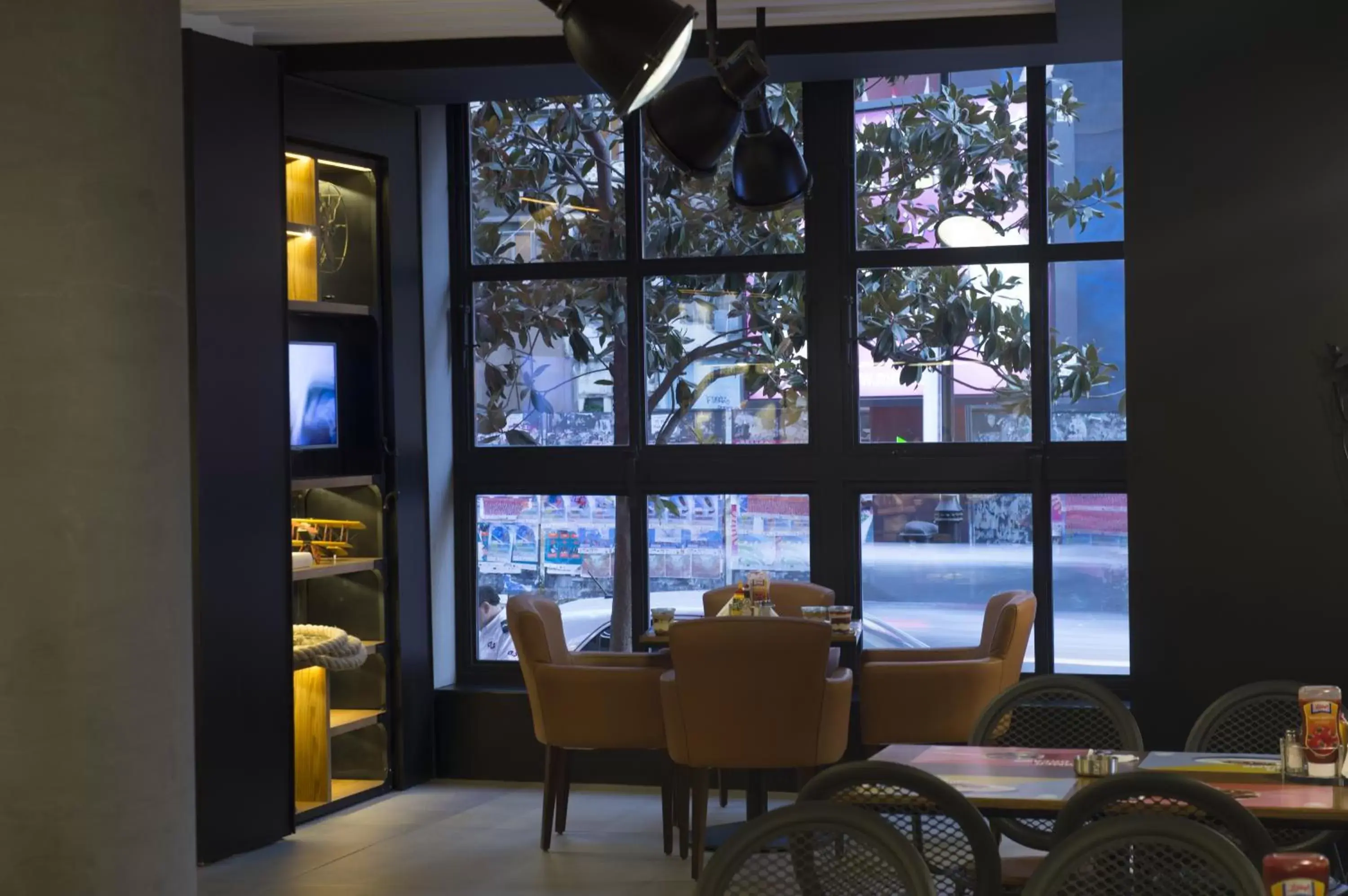 Facade/entrance in Plaza Hotel Beirut Facade/entrance in Plaza Hotel Beirut