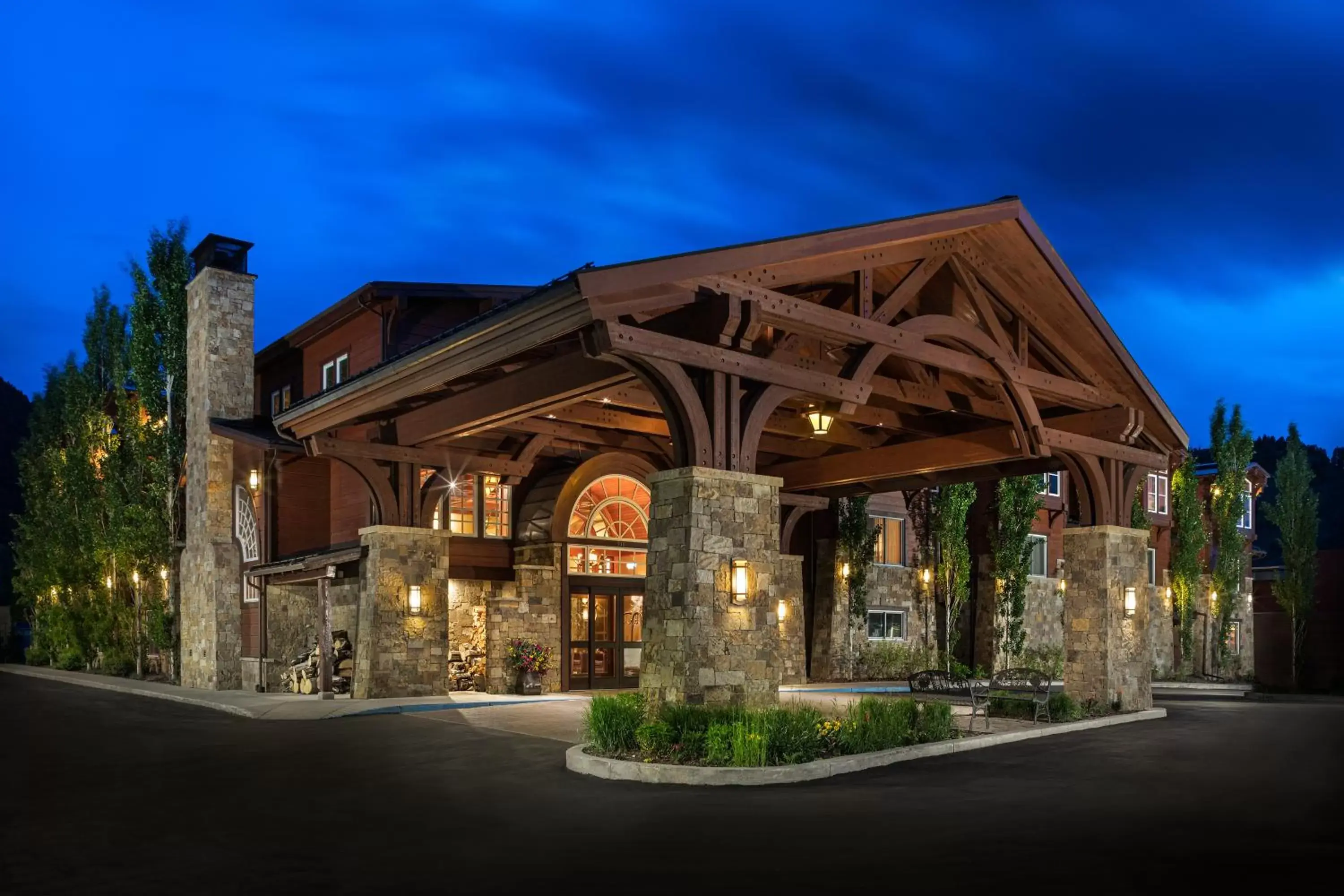 Facade/entrance, Property Building in Wyoming Inn of Jackson Hole