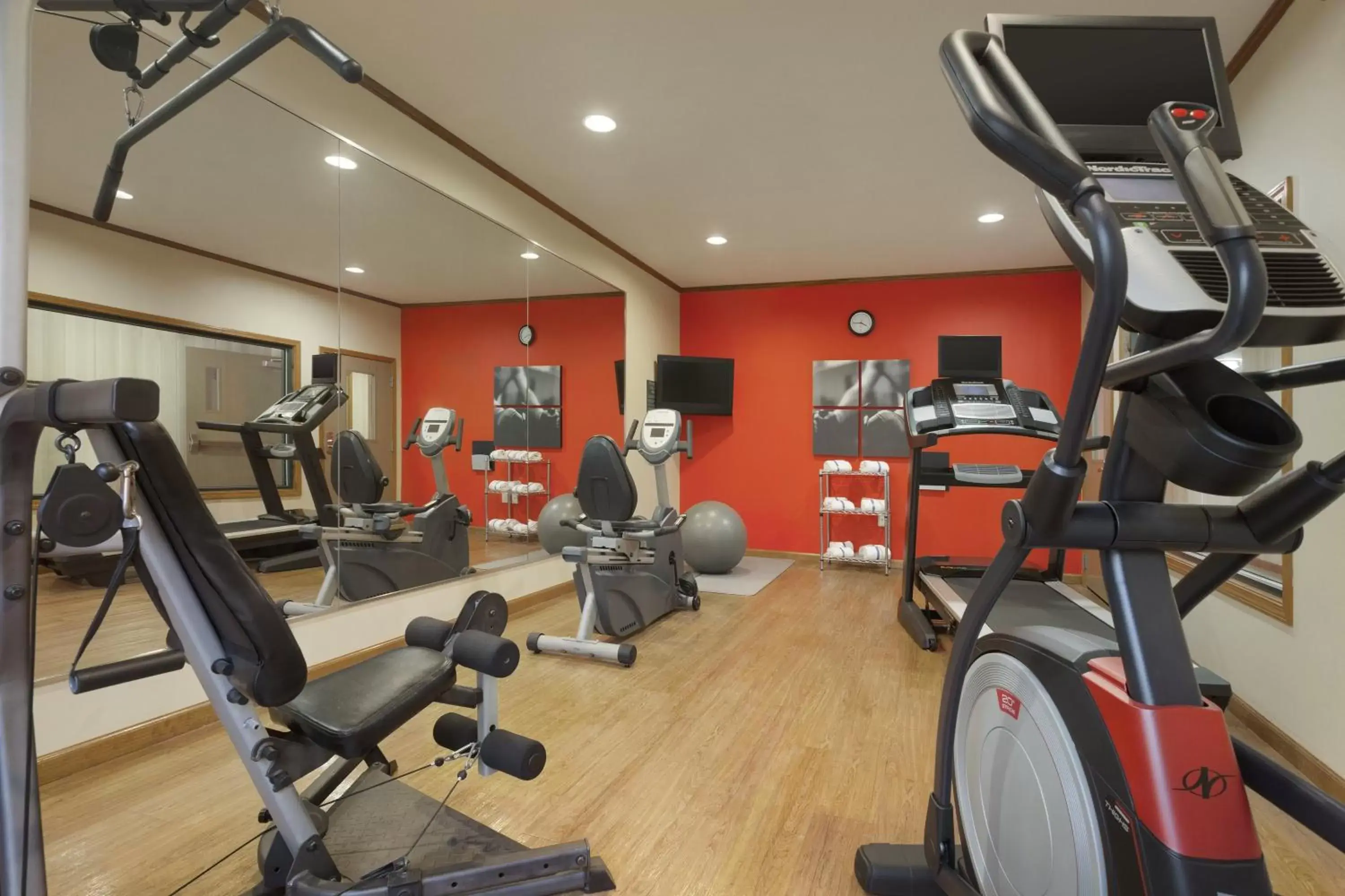 Fitness centre/facilities, Fitness Center/Facilities in Country Inn & Suites by Radisson, Pineville, LA