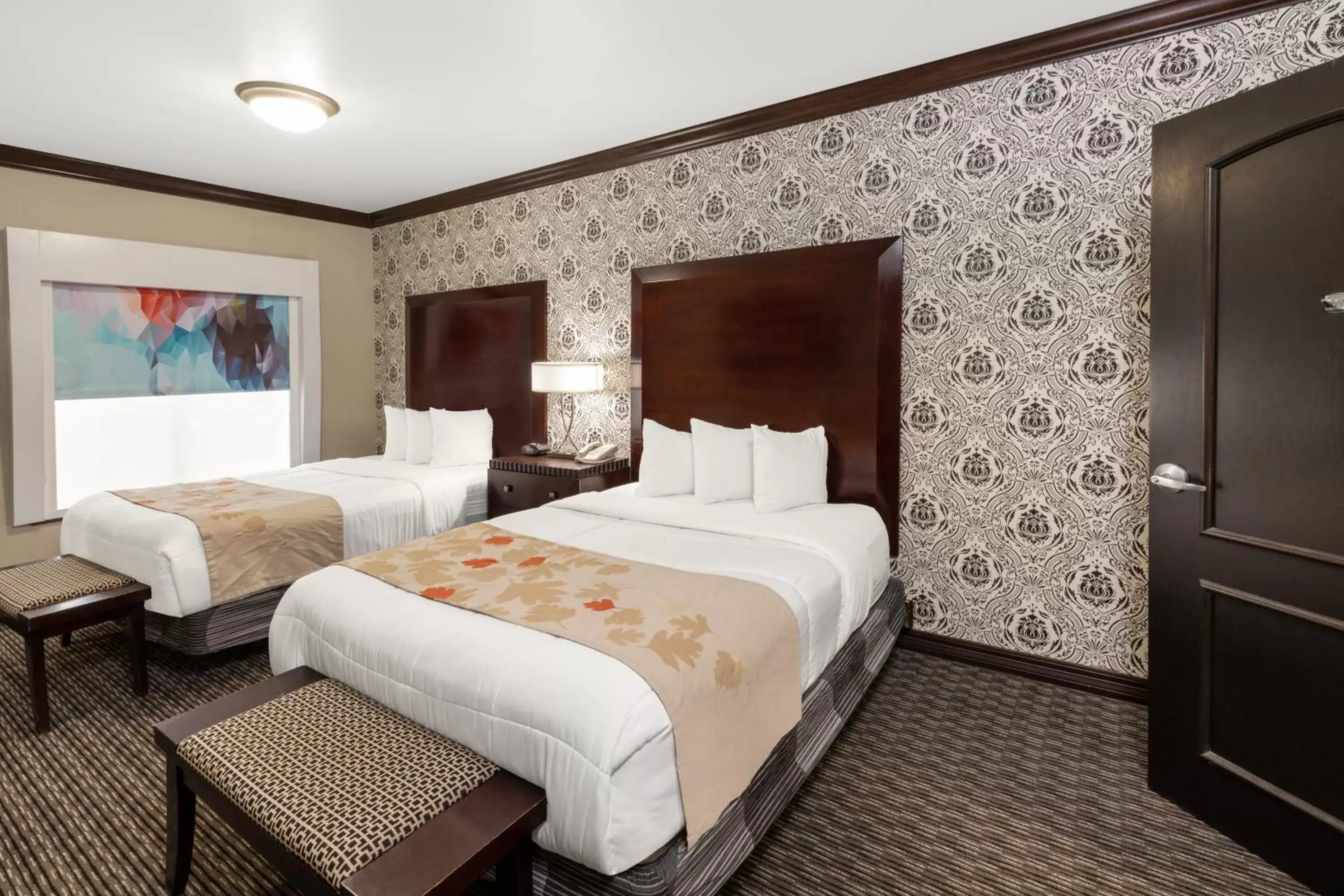 Bed in Hawthorn Suites by Wyndham Lubbock