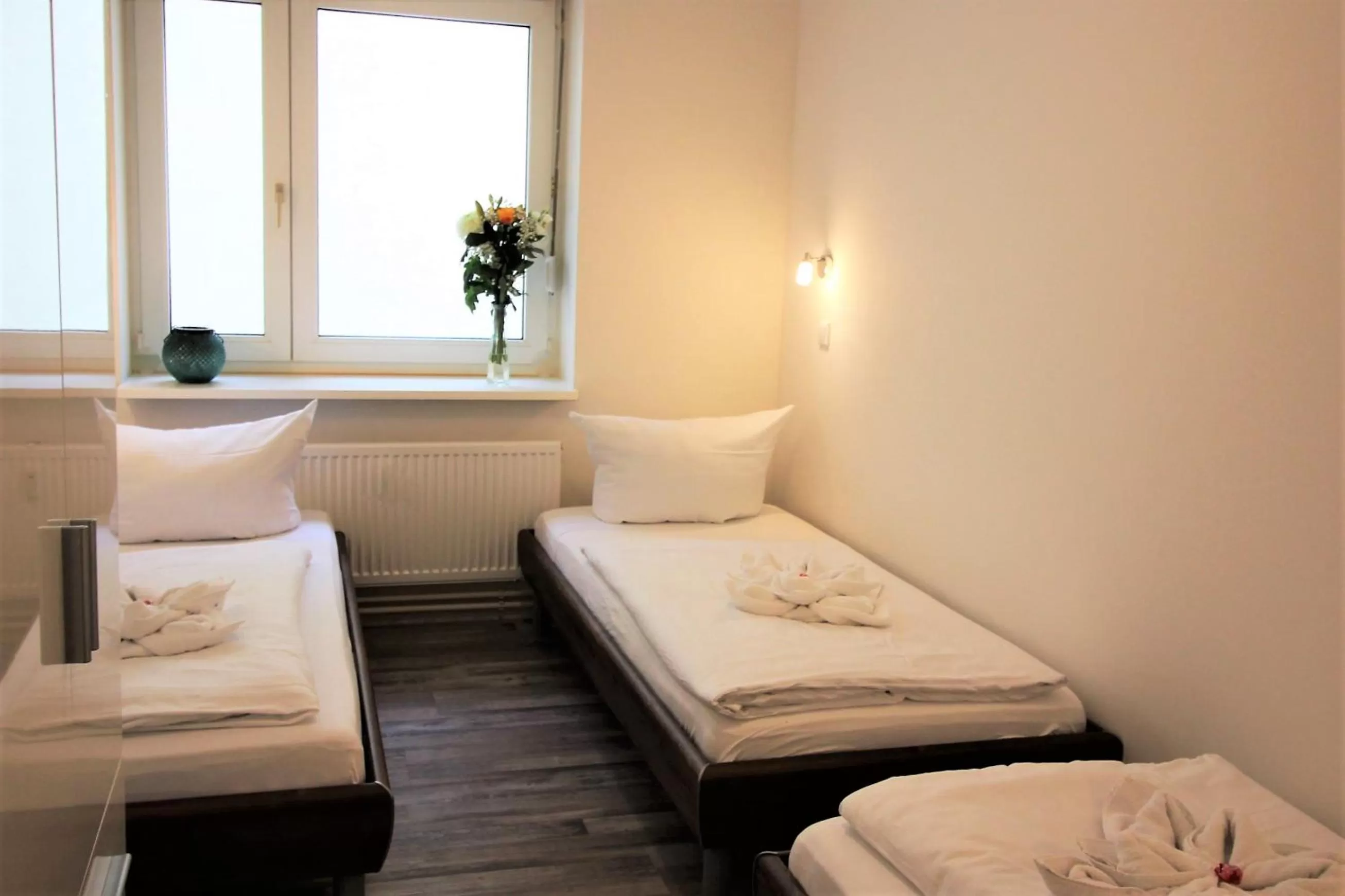 Bedroom, Bed in Apartments Tempelhof