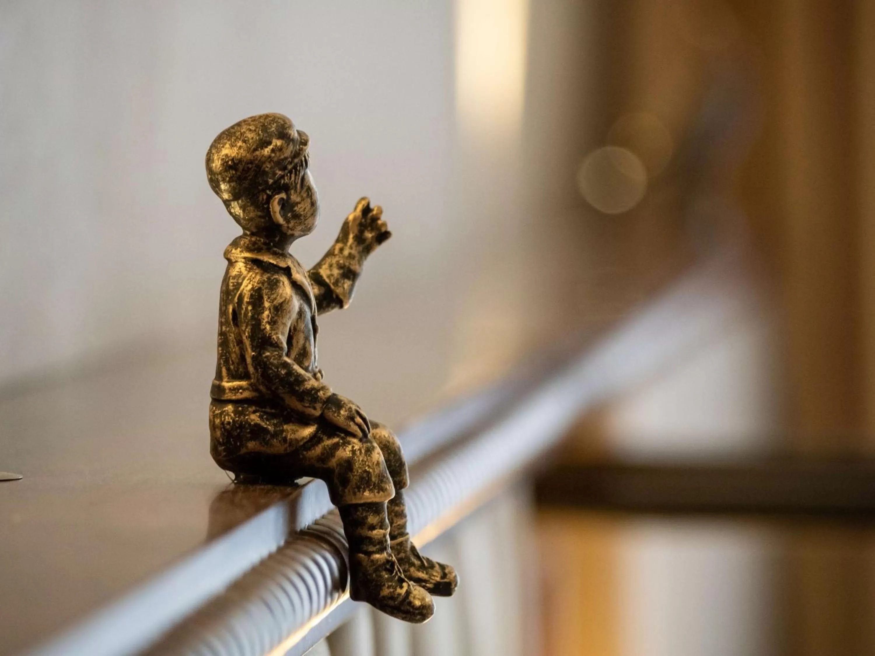 Photo of the whole room in The Peregrine Omaha Downtown Curio Collection By Hilton