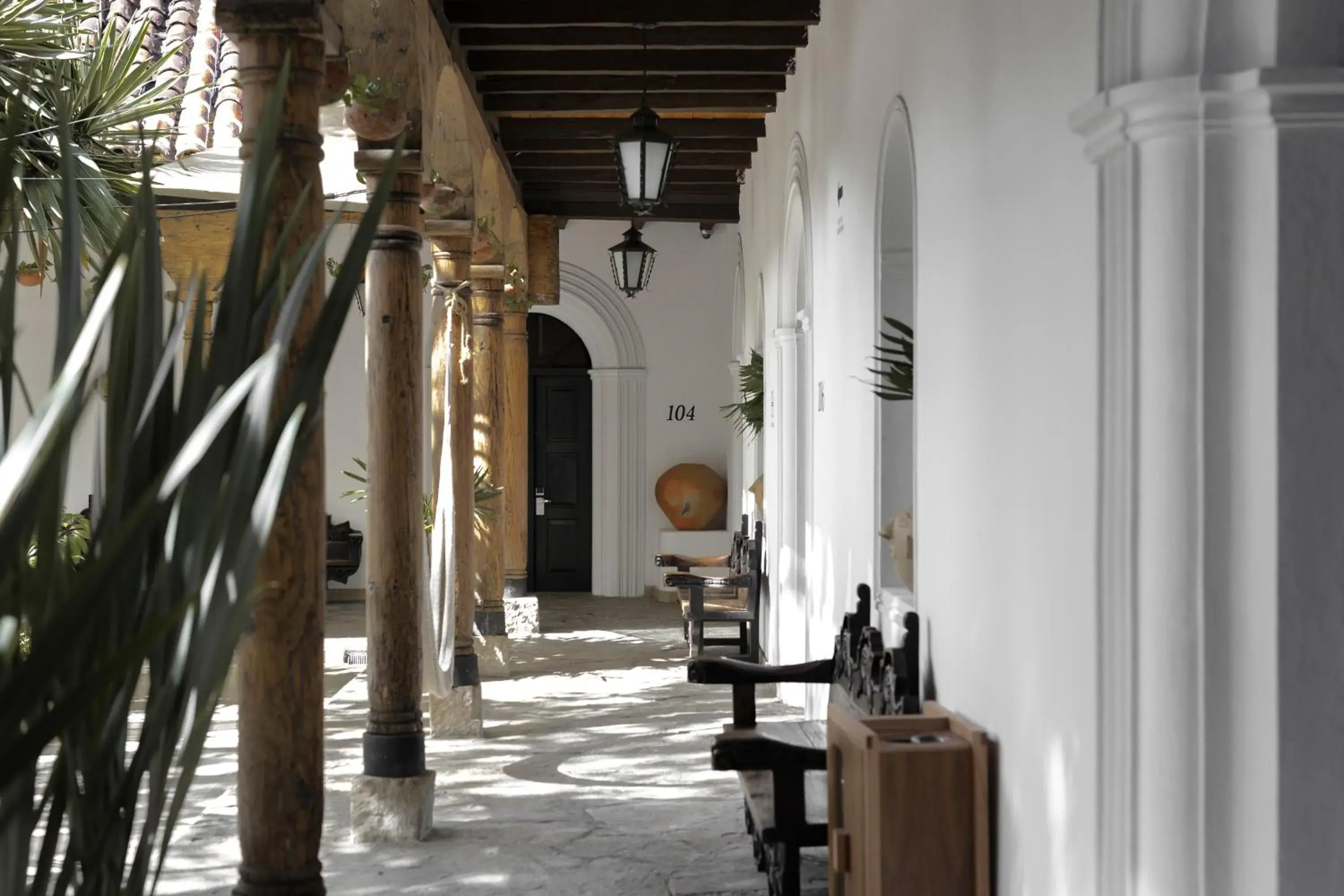 Seating area in Sombra del Agua