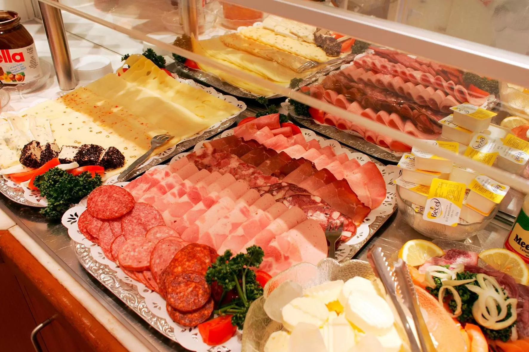 Buffet breakfast in Hotel Hirschen