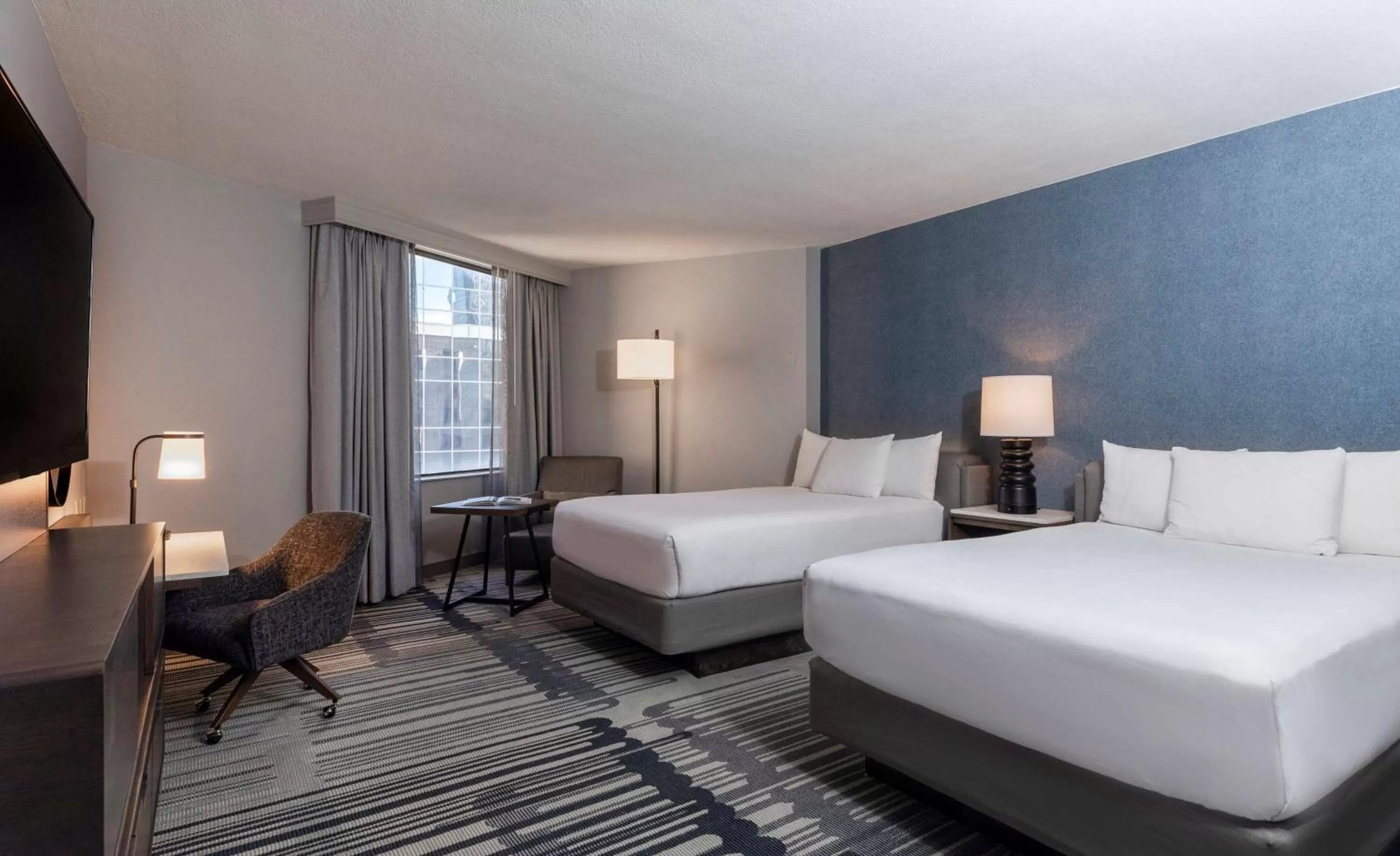 Double Room with Two Double Beds and Accessible Tub - Disability Access in Hyatt Regency Houston Downtown