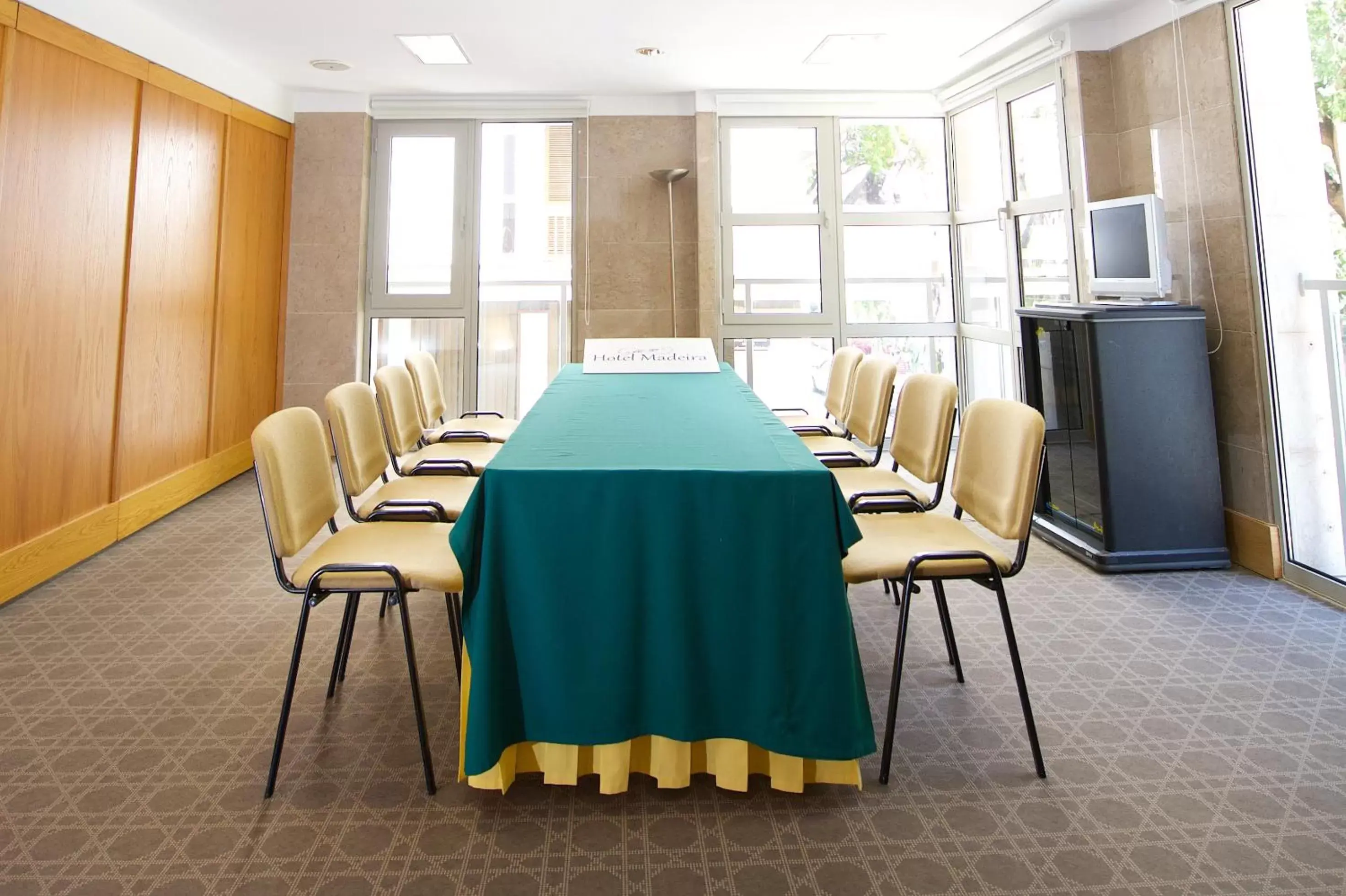 Business facilities in Hotel Madeira