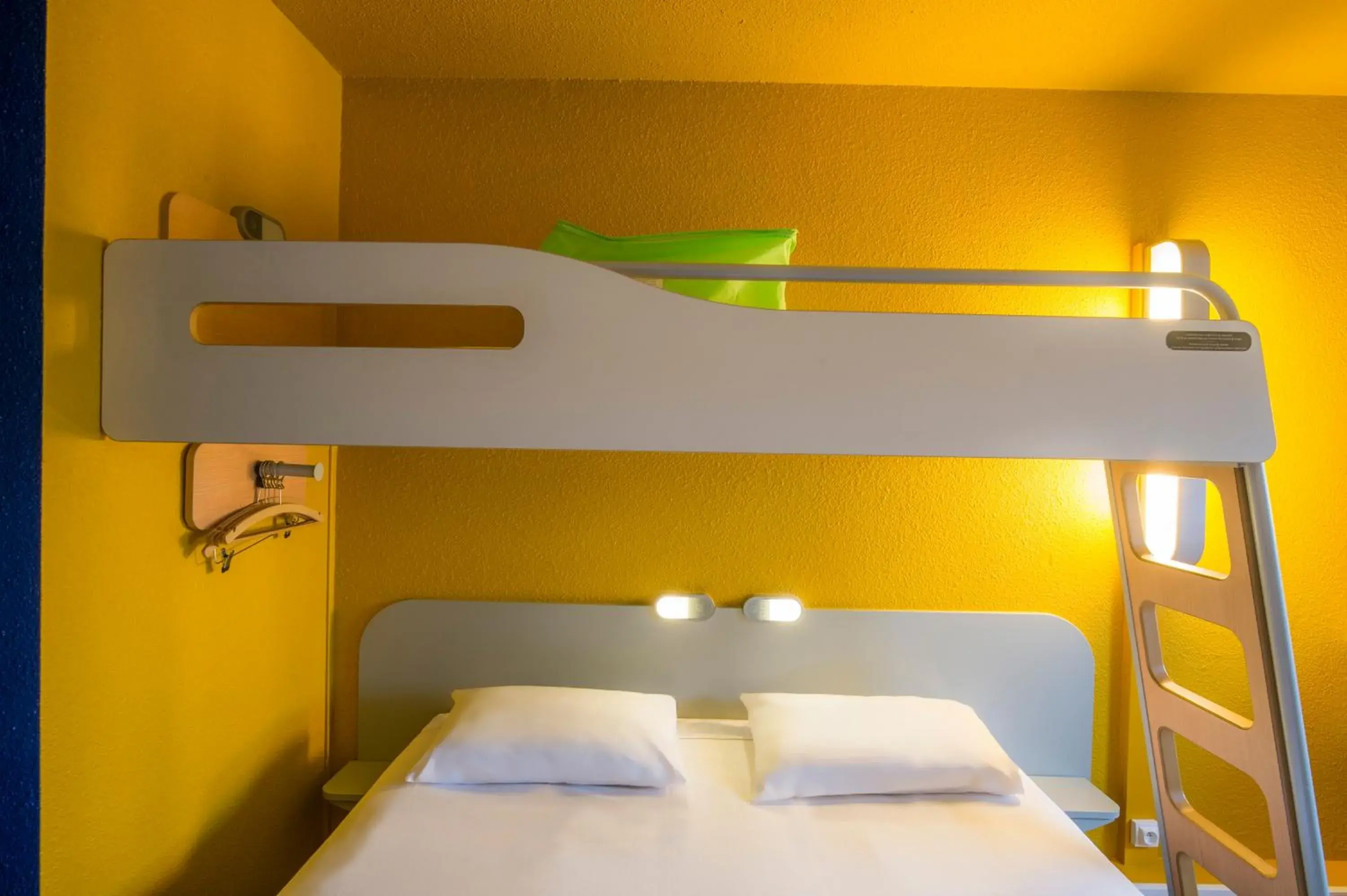 Bunk Bed in ibis budget Cergy Pierrelaye