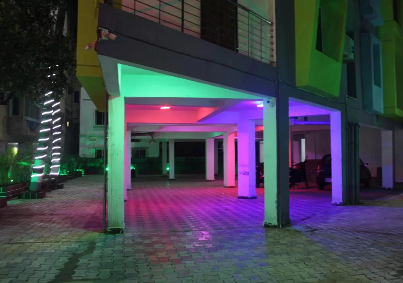 Parking in HOTEL PURI GREENS