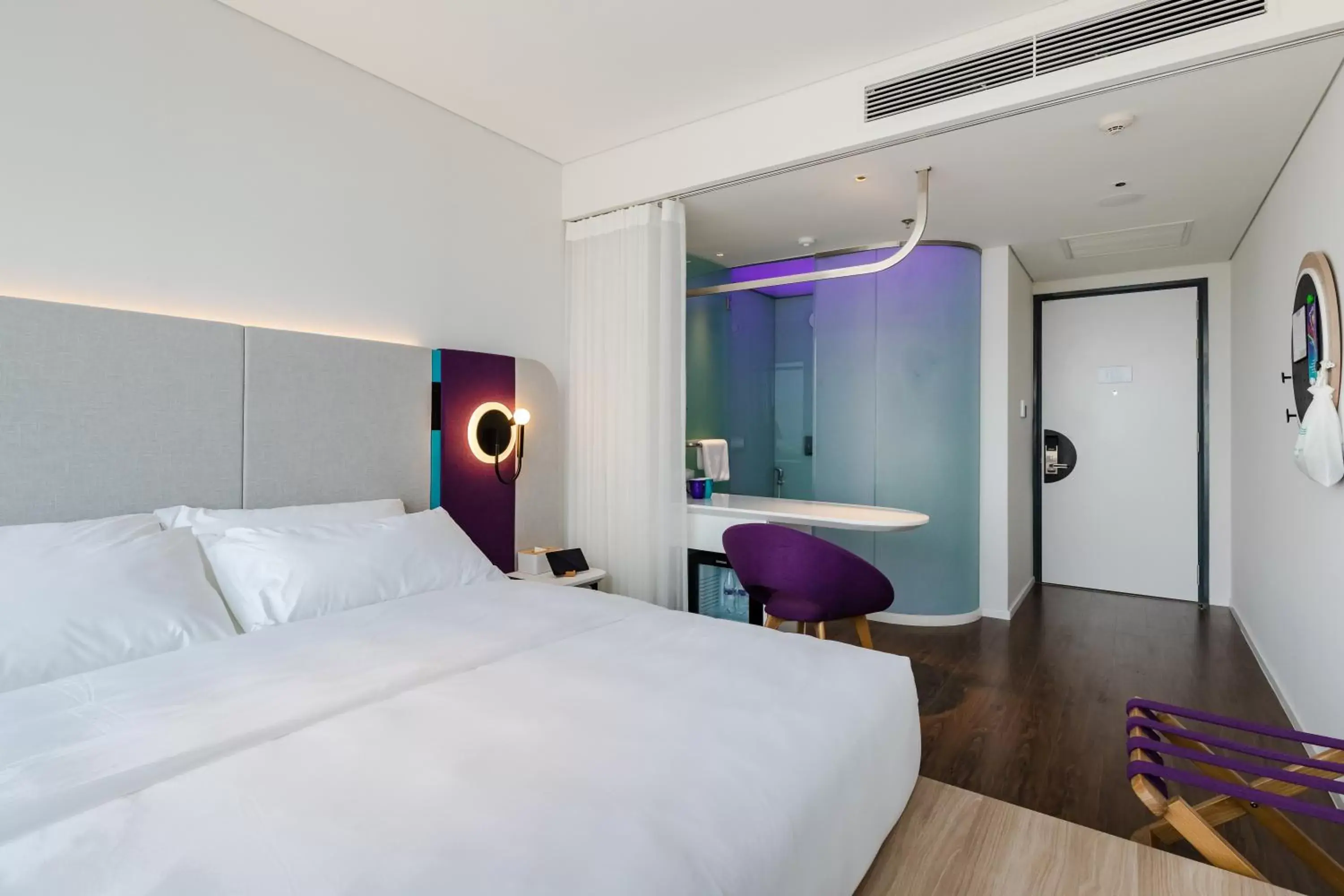 Bathroom, Bed in SOJO Hotel Nam Dinh Bathroom, Bed in SOJO Hotel Nam Dinh