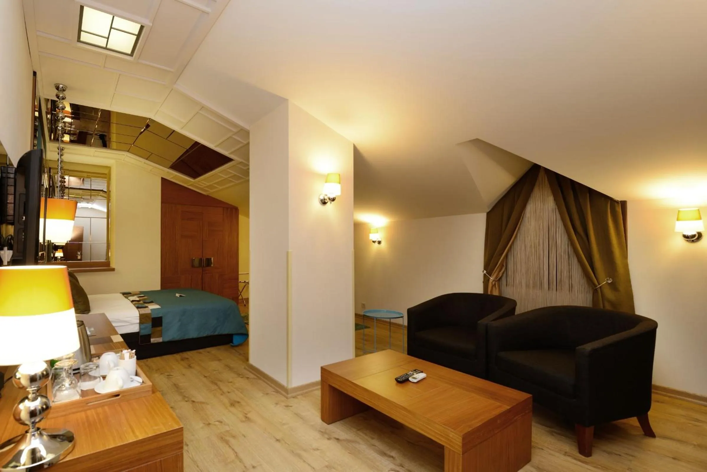 Shower in Collage Pera Hotel