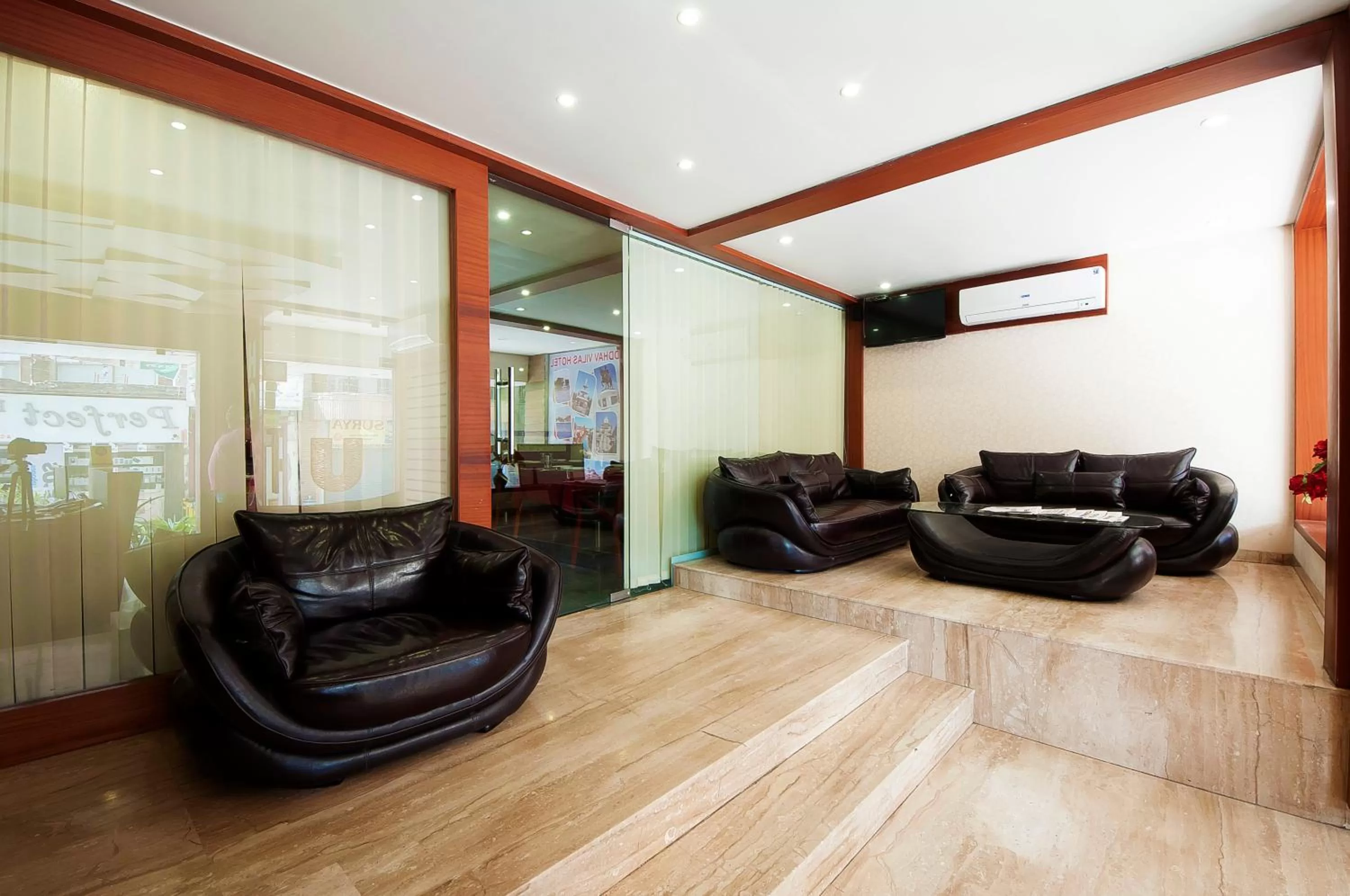 Lobby or reception in Uddhav Vilas A Family Hotel