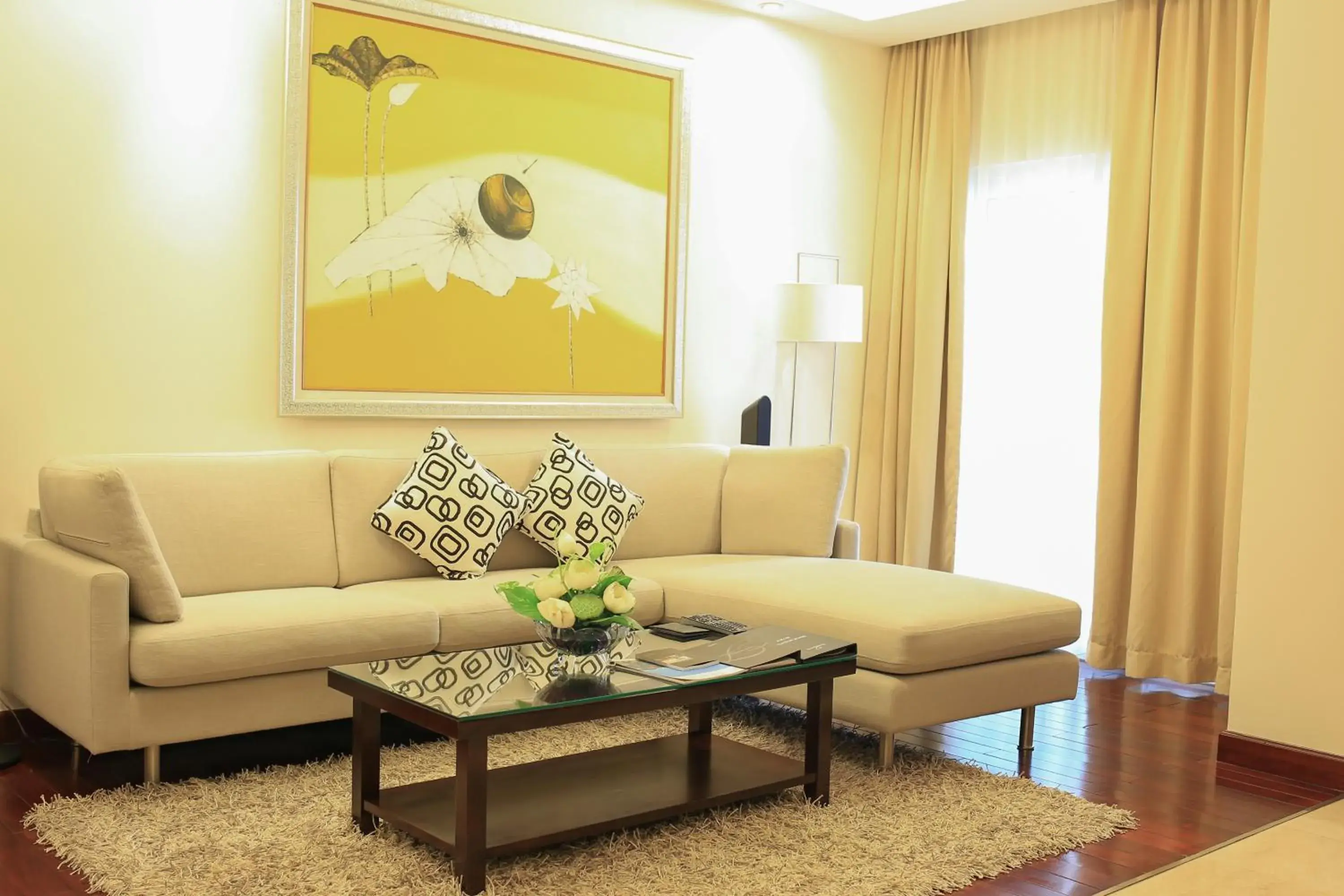 Living room, Seating Area in Fraser Suites Hanoi
