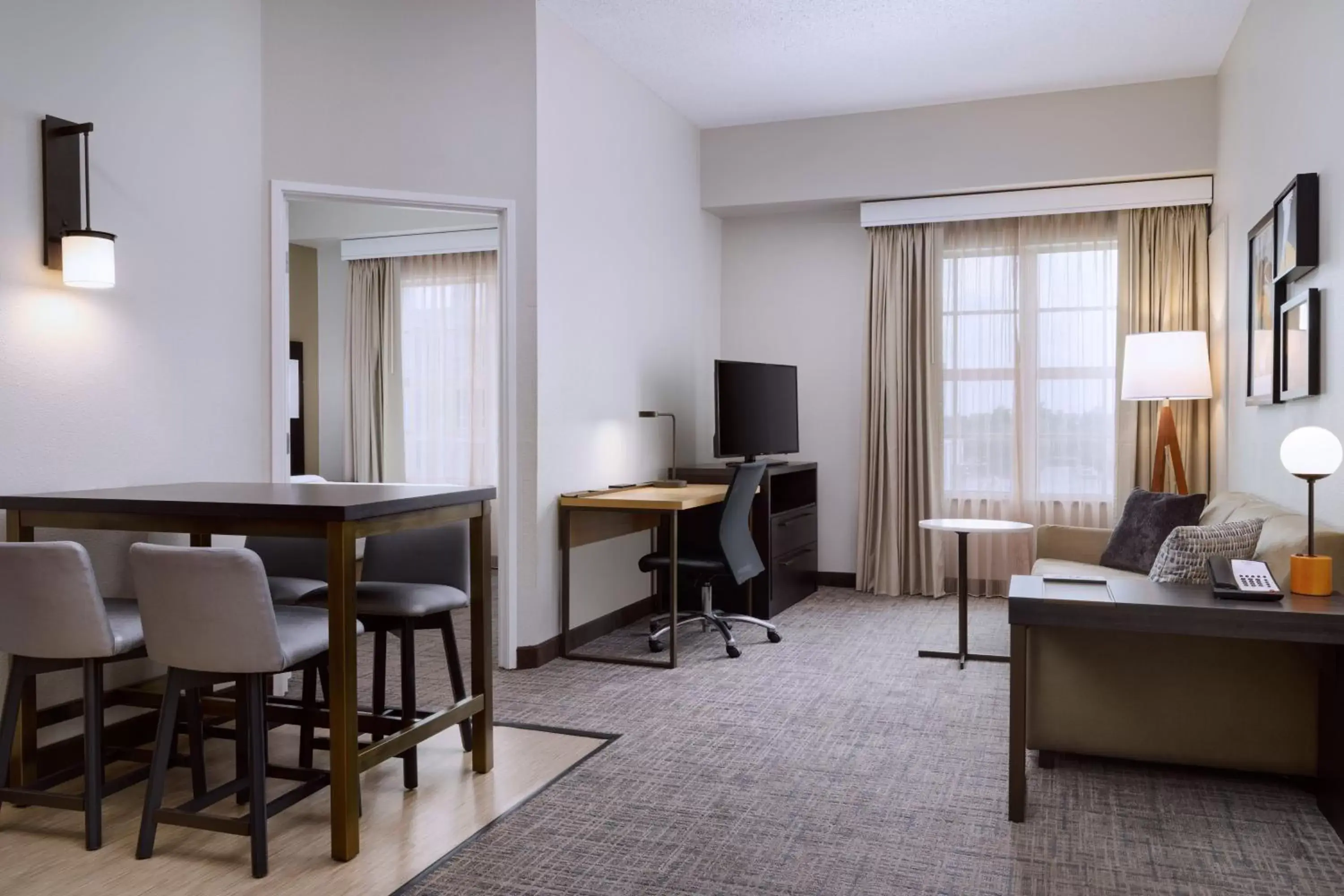 Bedroom, Seating Area in Residence Inn Fort Lauderdale SW/Miramar