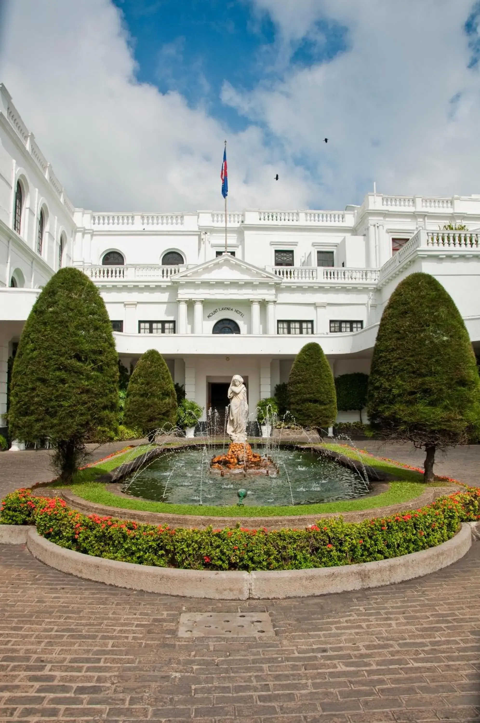 Property Building in Mount Lavinia Beach Hotel