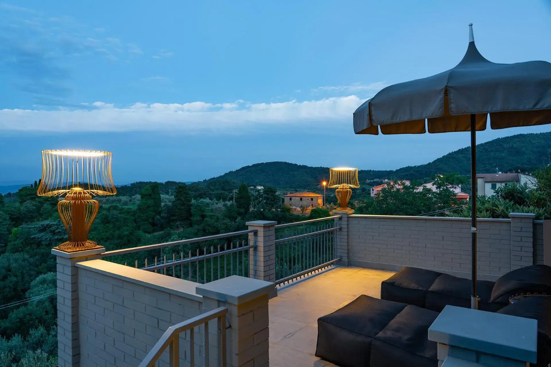 Natural landscape, Balcony/Terrace in Villa Sassolini Country Boutique Hotel