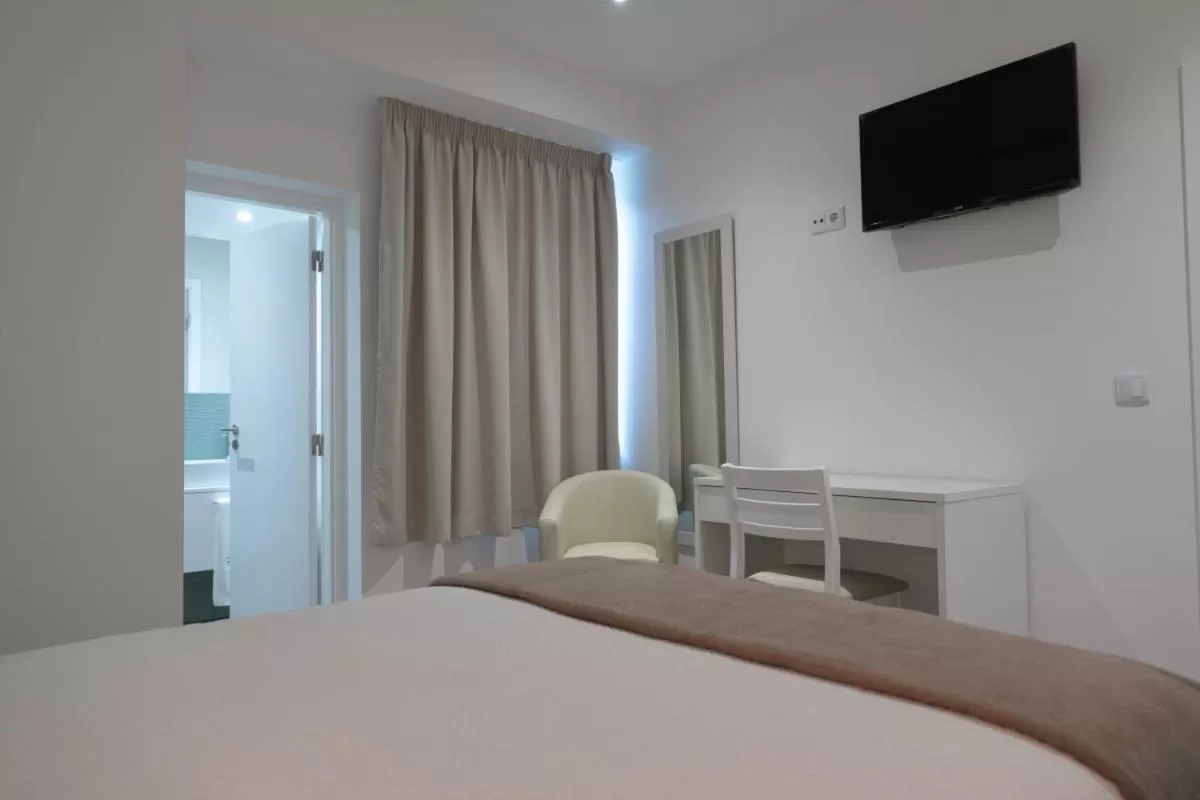 Bedroom, Bed in Coimbra Monumentais B&B