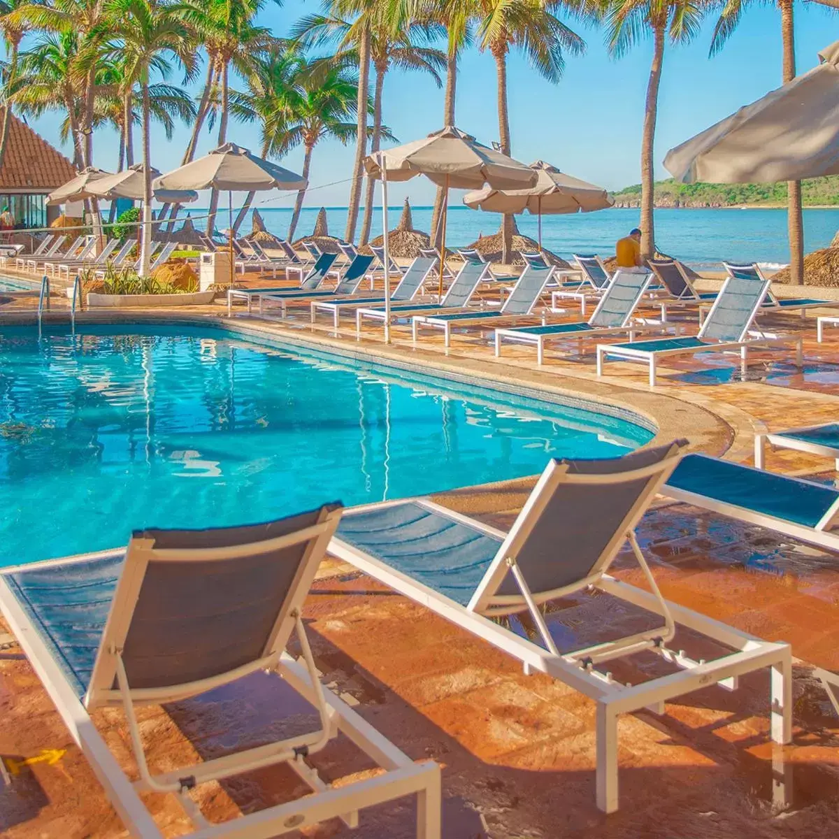 Swimming Pool in Luna Palace Swimming Pool in Luna Palace