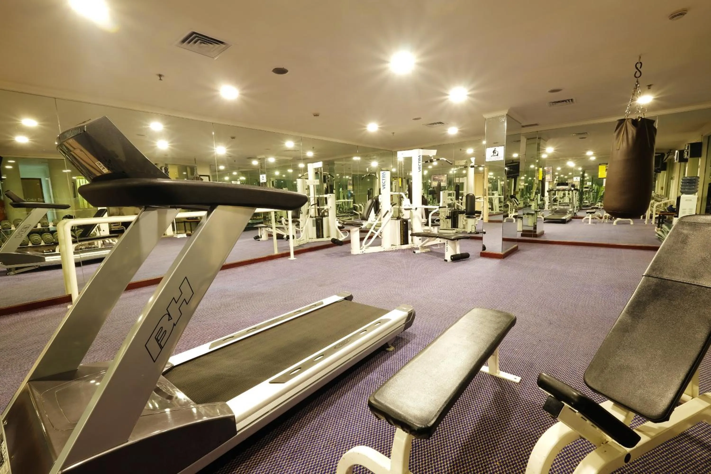 Fitness centre/facilities in Aryaduta Makassar