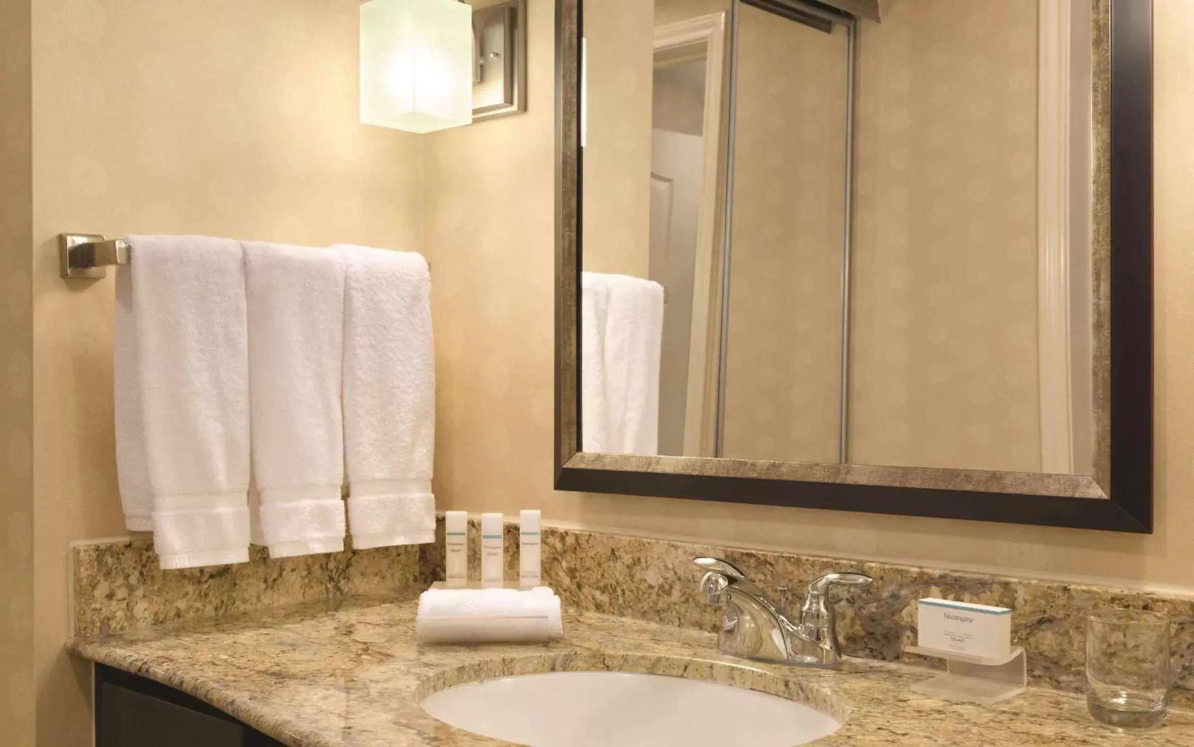 Bathroom in Homewood Suites by Hilton Houston - Northwest/CY-FAIR