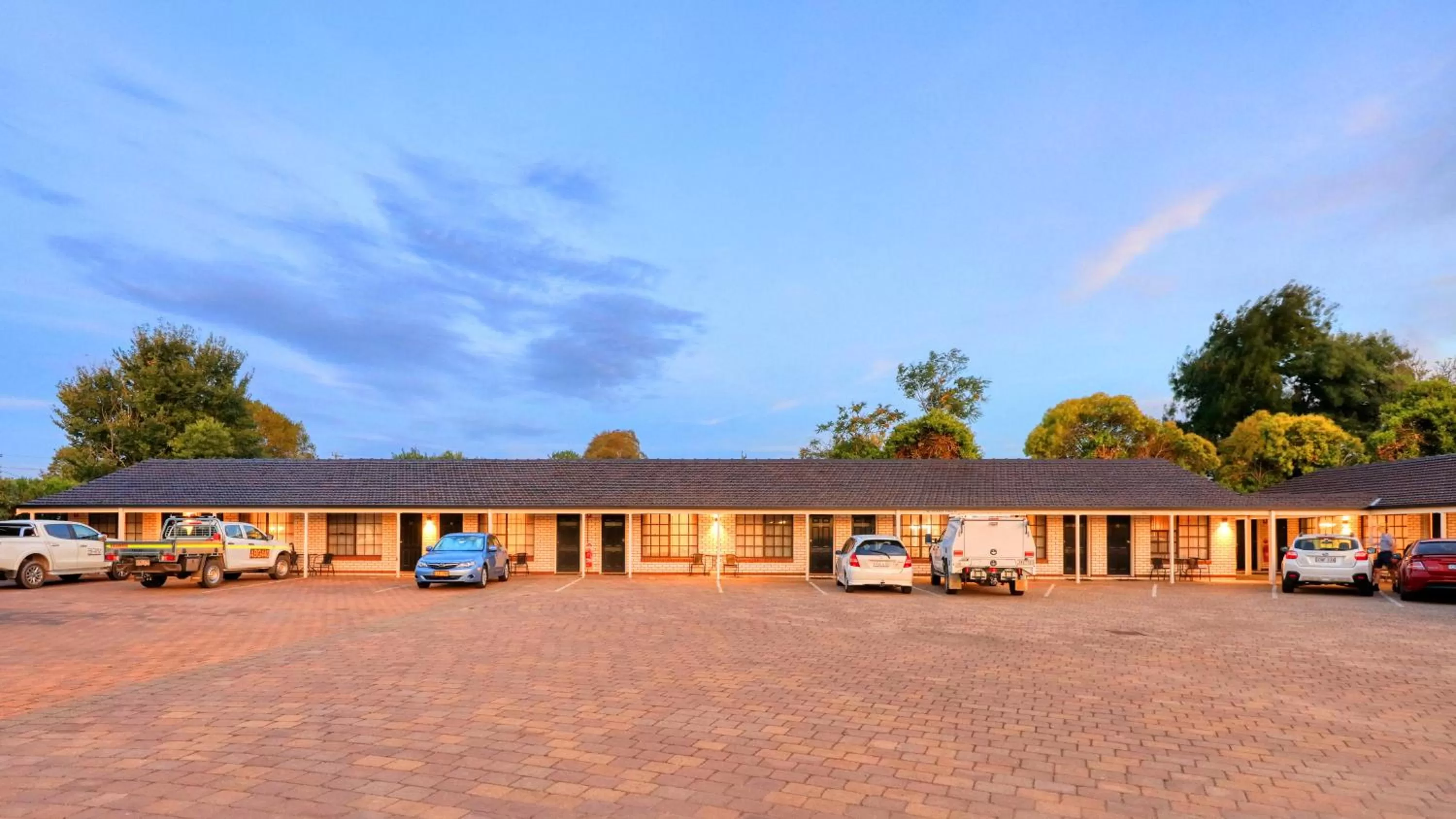 Property building in Southern Comfort Motor Inn