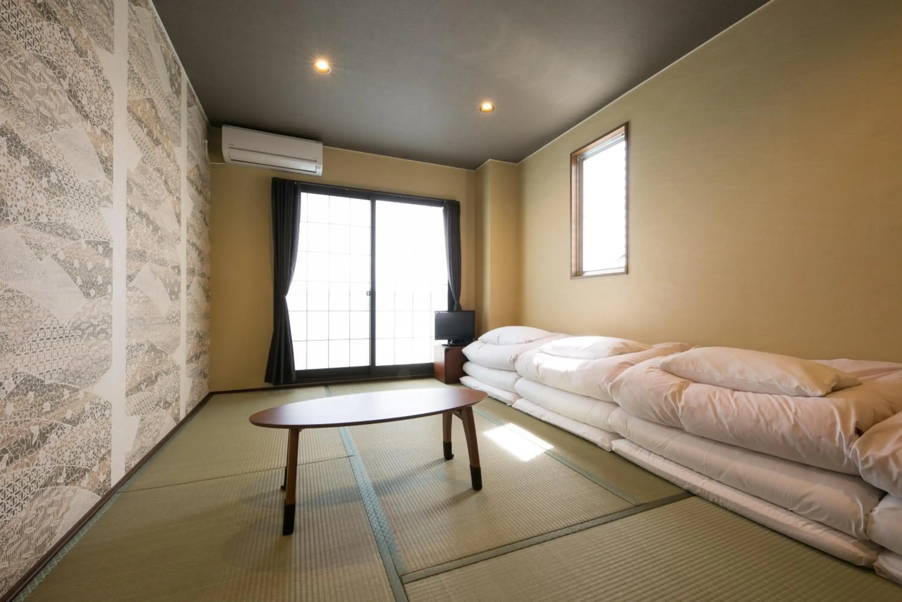 Photo of the whole room, Seating Area in Tabist Sparkling Dolphins Inn Kyoto