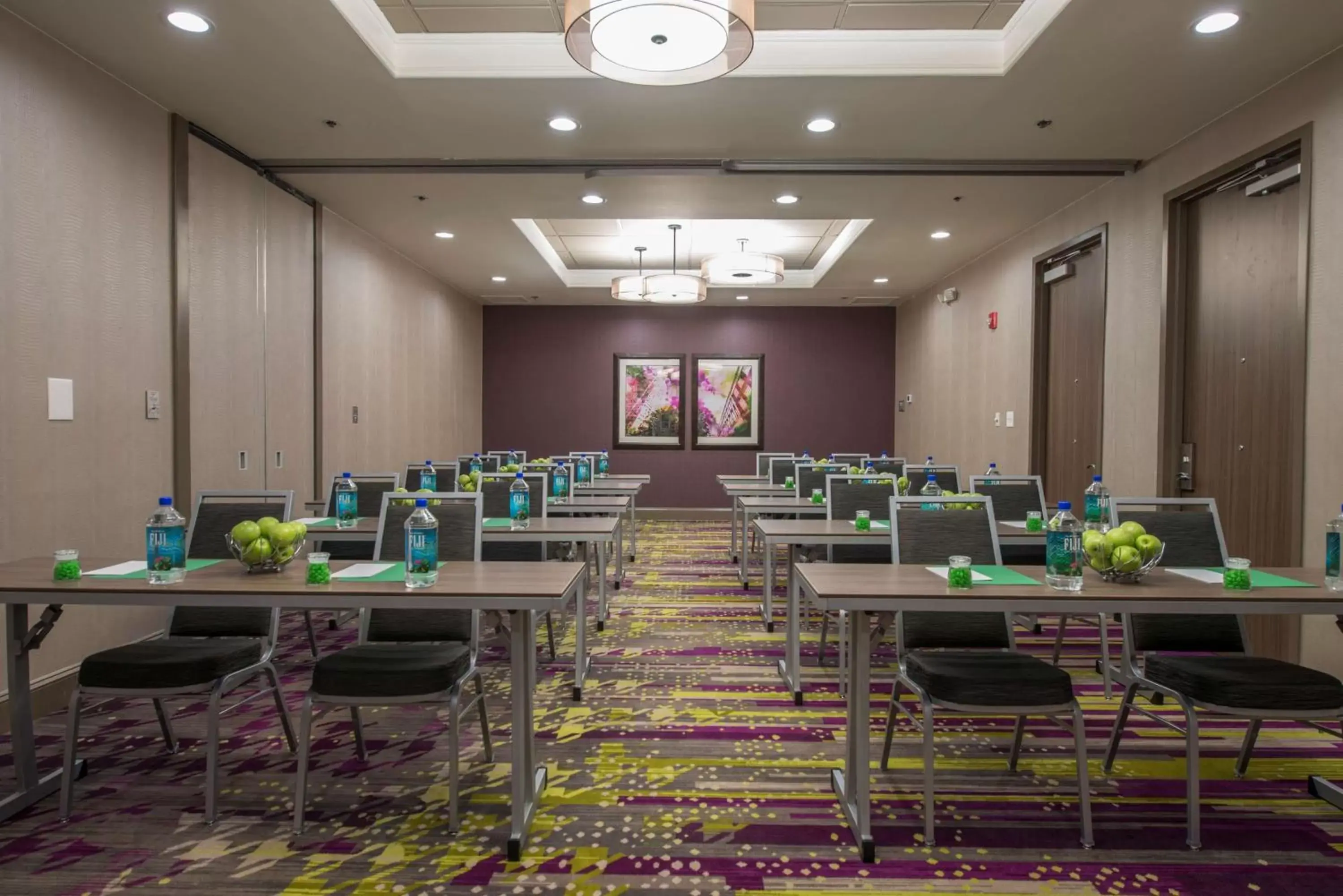 Meeting/conference room in DoubleTree by Hilton Winston Salem - University, NC