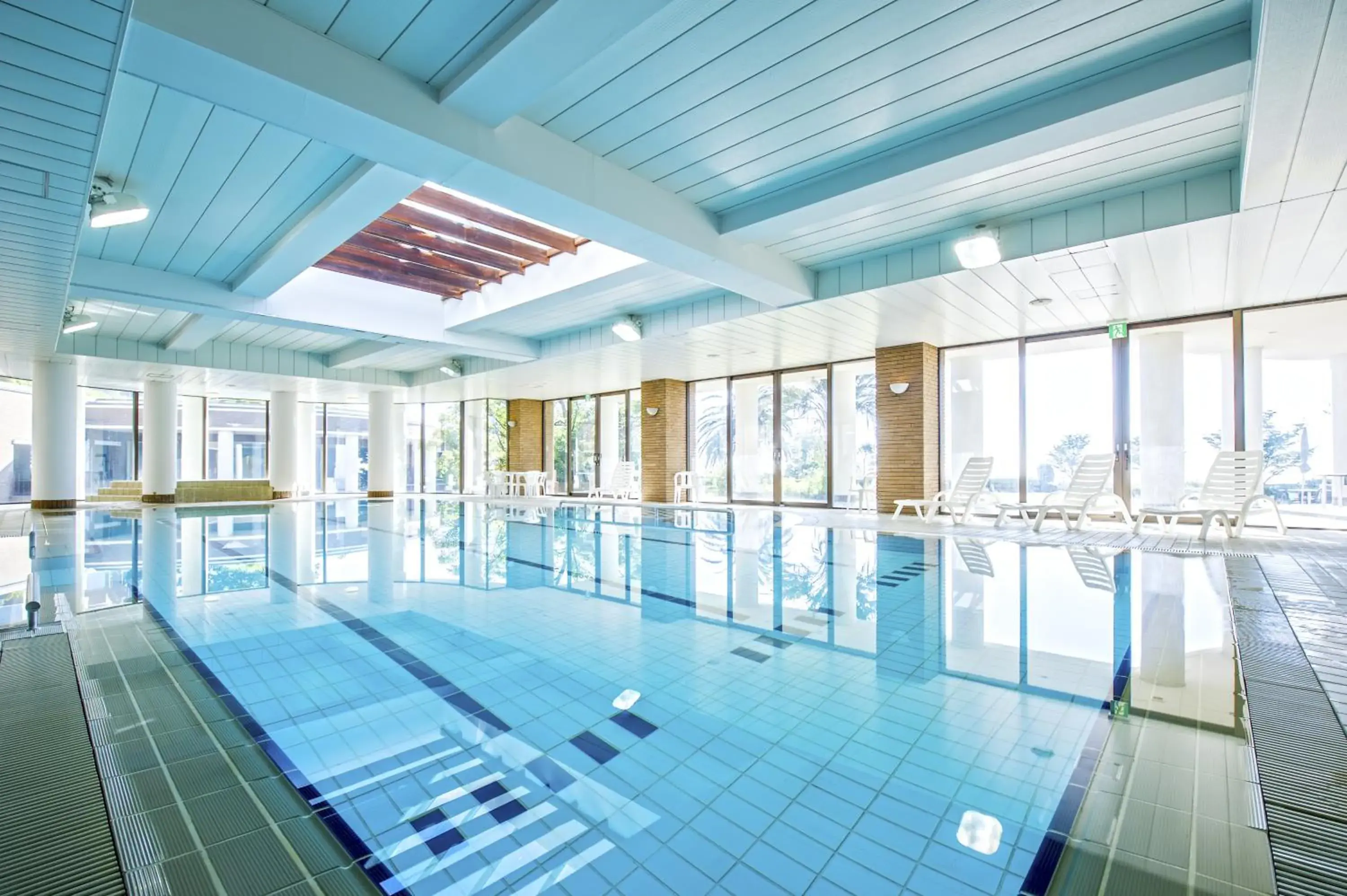 Swimming pool in Hotel Village Izukogen Swimming pool in Hotel Village Izukogen