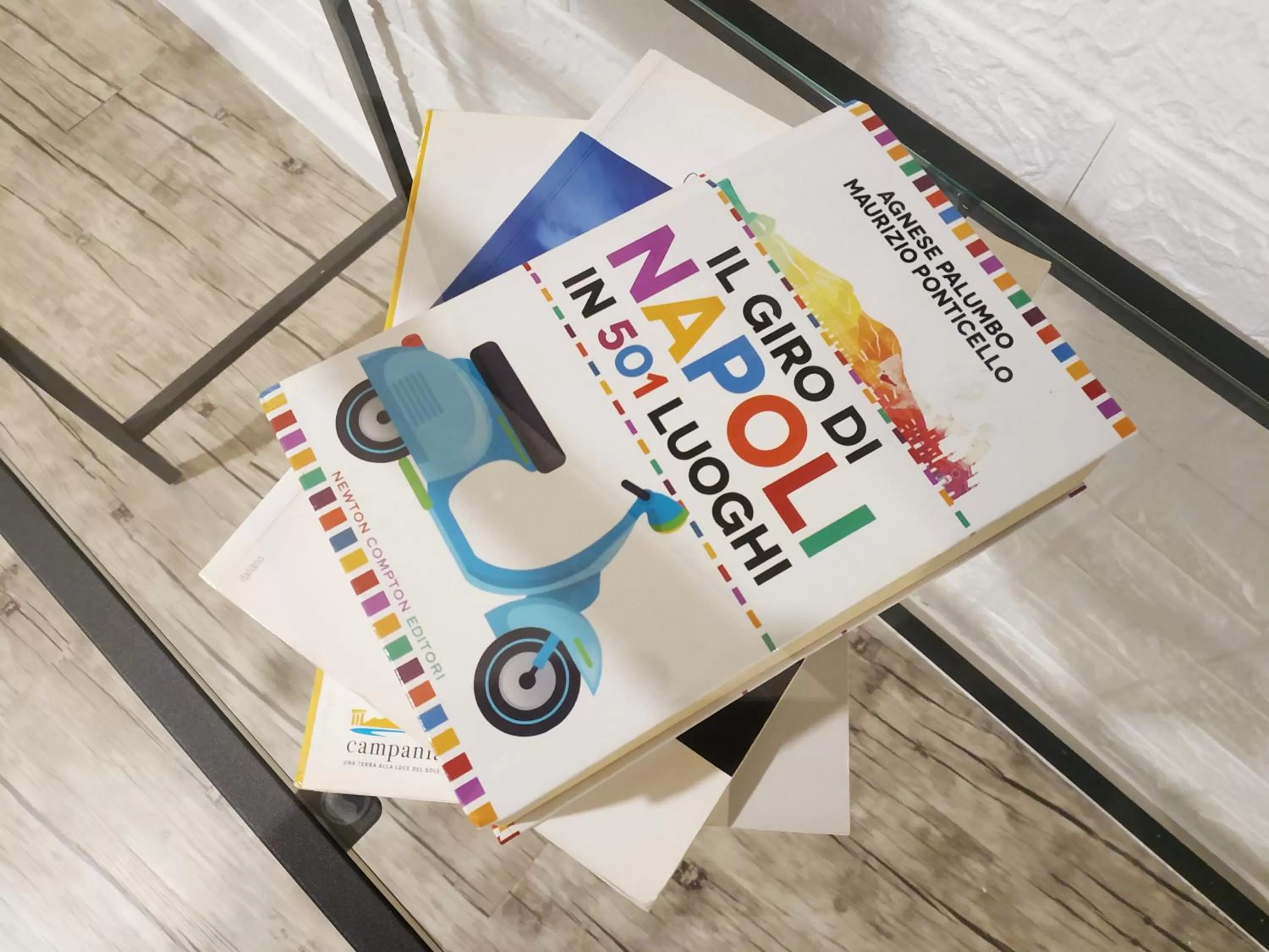 Property logo or sign in Bed Napoli