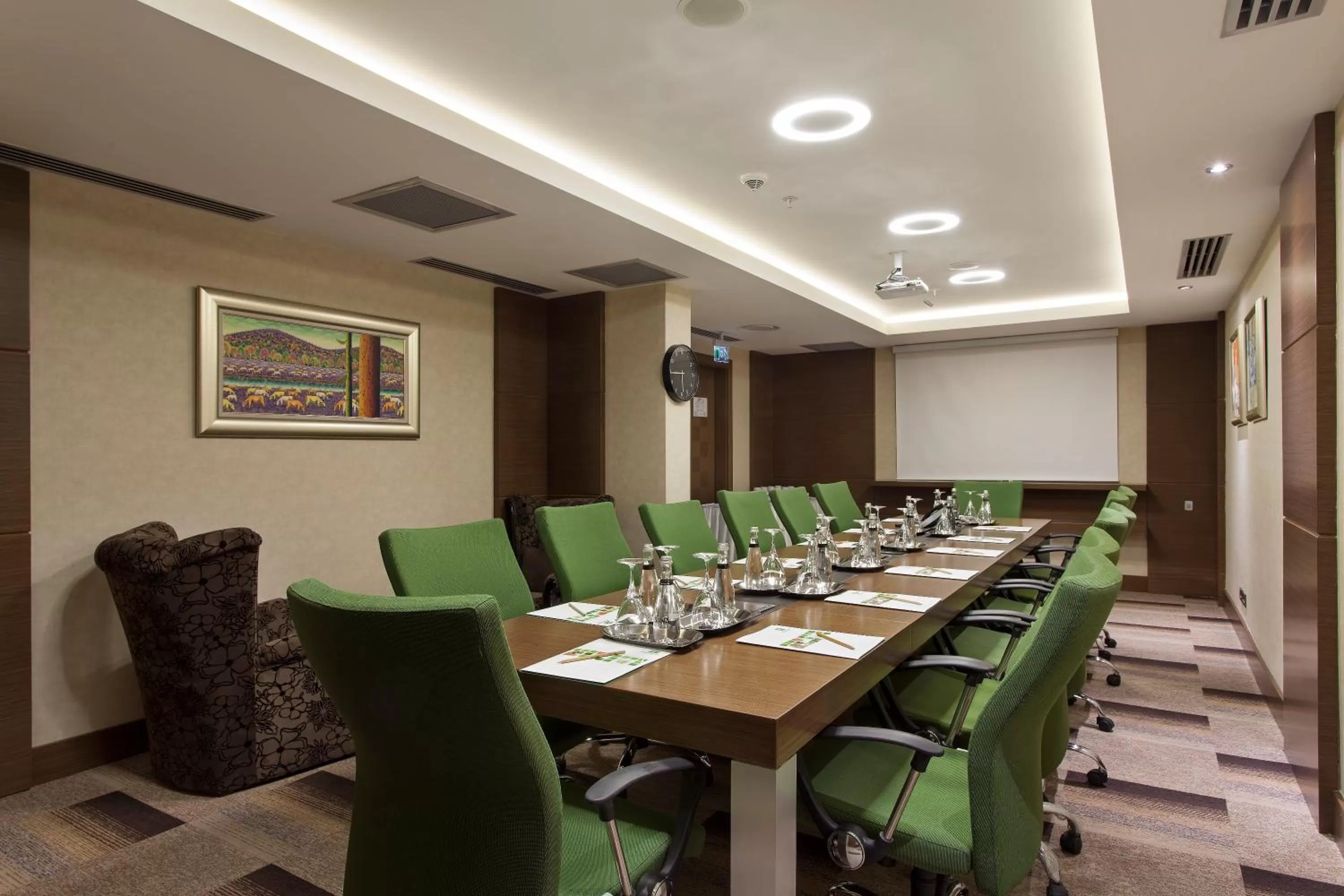 Meeting/conference room in Holiday Inn Ankara-Kavaklidere by IHG