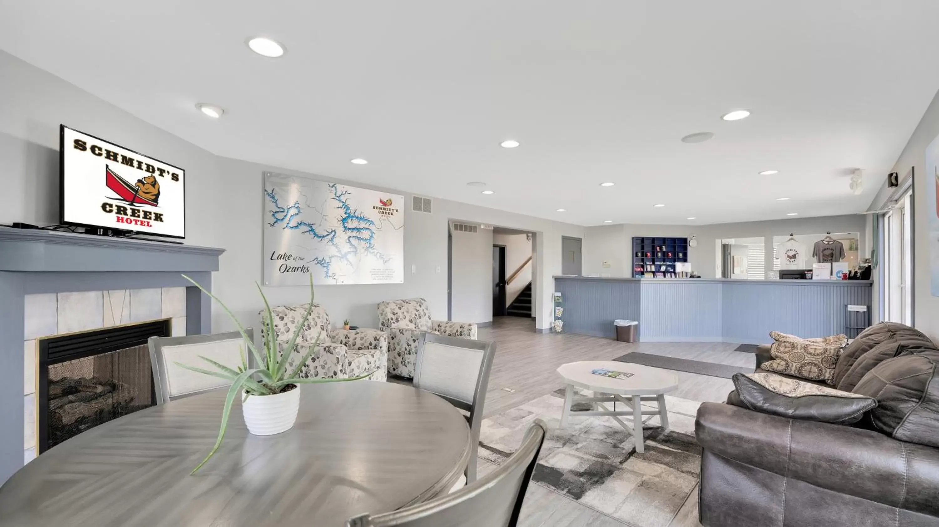 Lobby or reception in Schmidt's Creek Hotel Lobby or reception in Schmidt's Creek Hotel