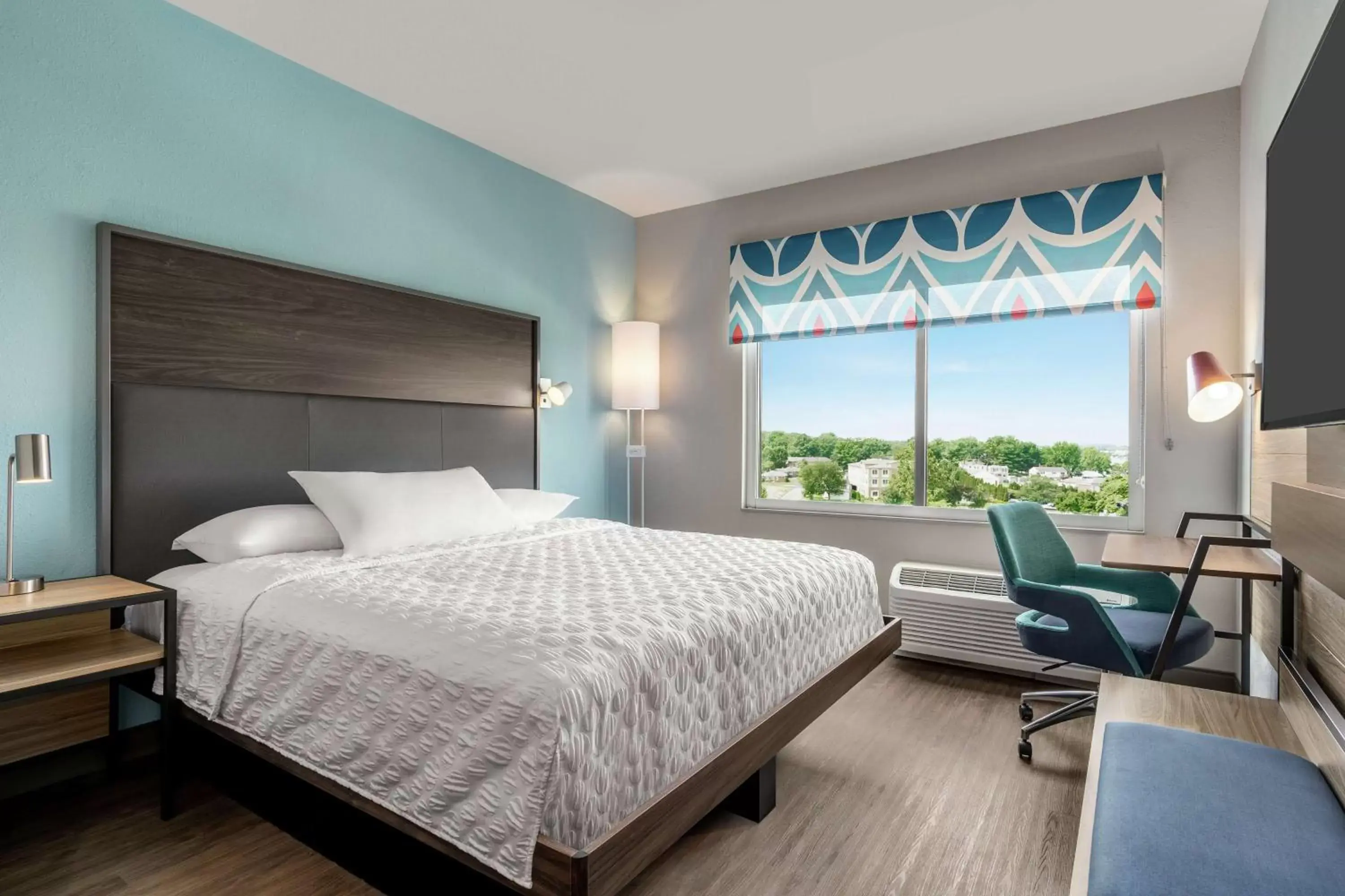 Bedroom in Tru By Hilton Hershey Chocolate Avenue