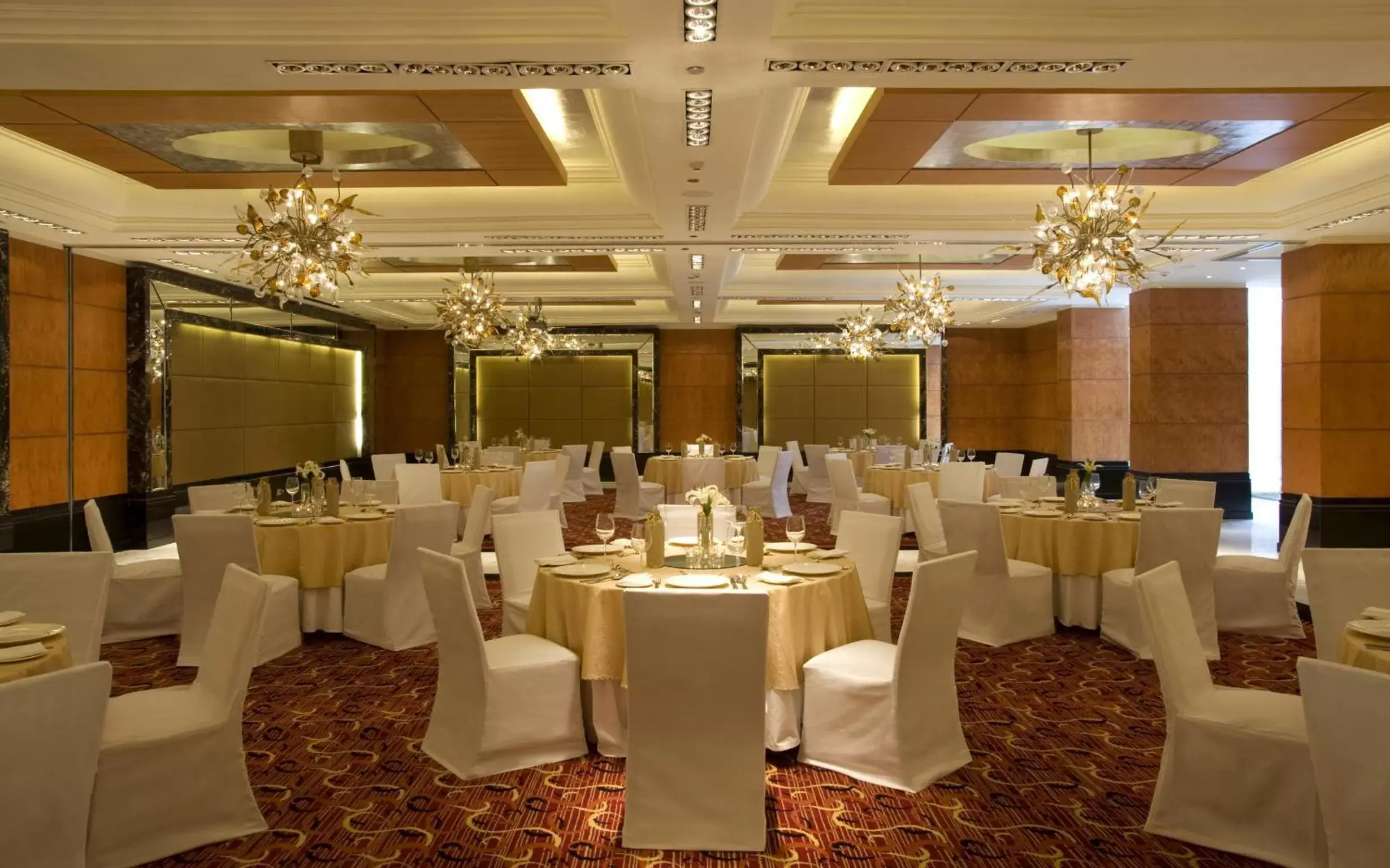 Banquet/Function facilities, Banquet Facilities in Taj Club House