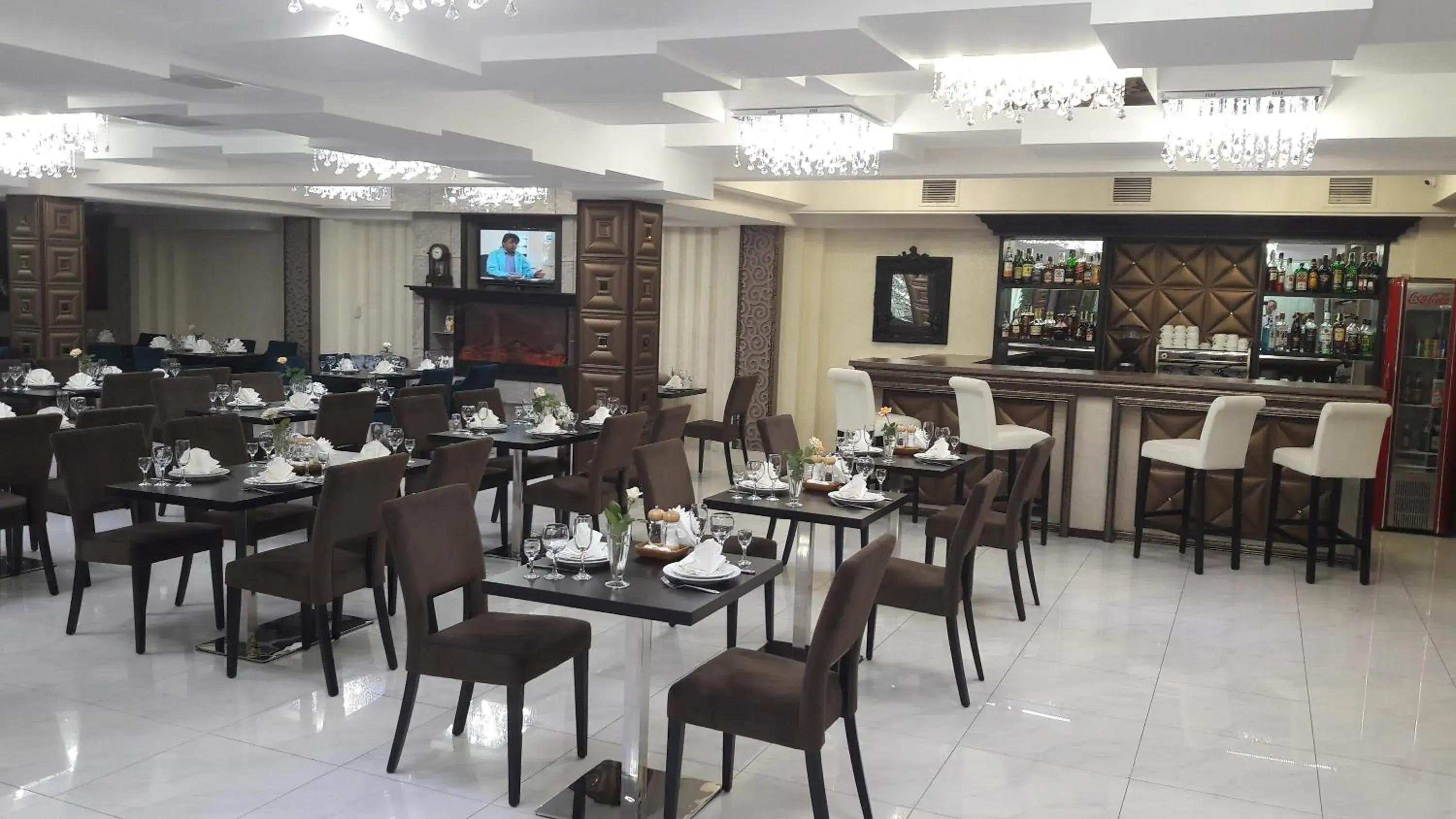 Restaurant/Places to Eat in Aria Hotel Chisinau