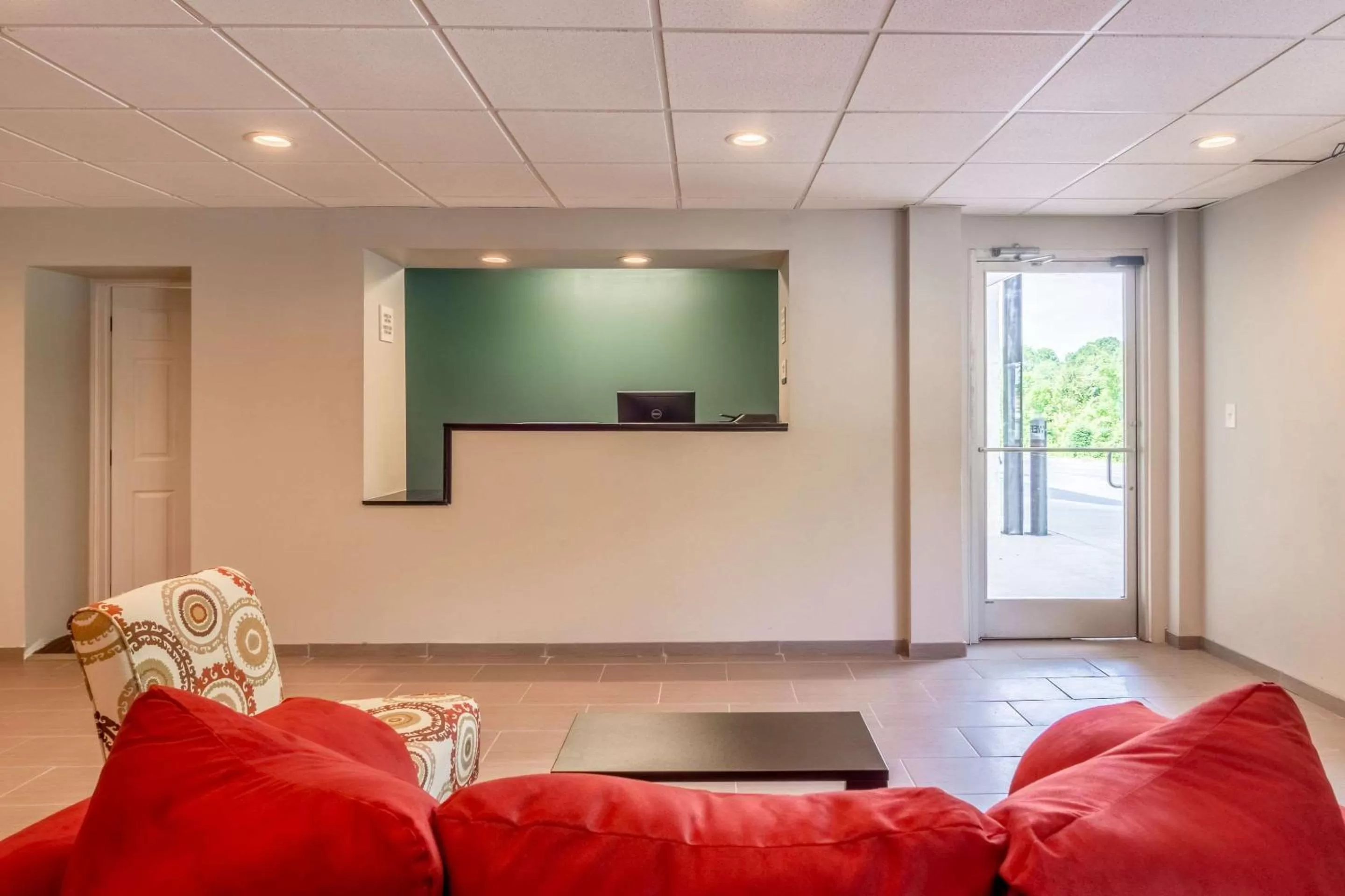 Lobby or reception in Econo Lodge East Ridge