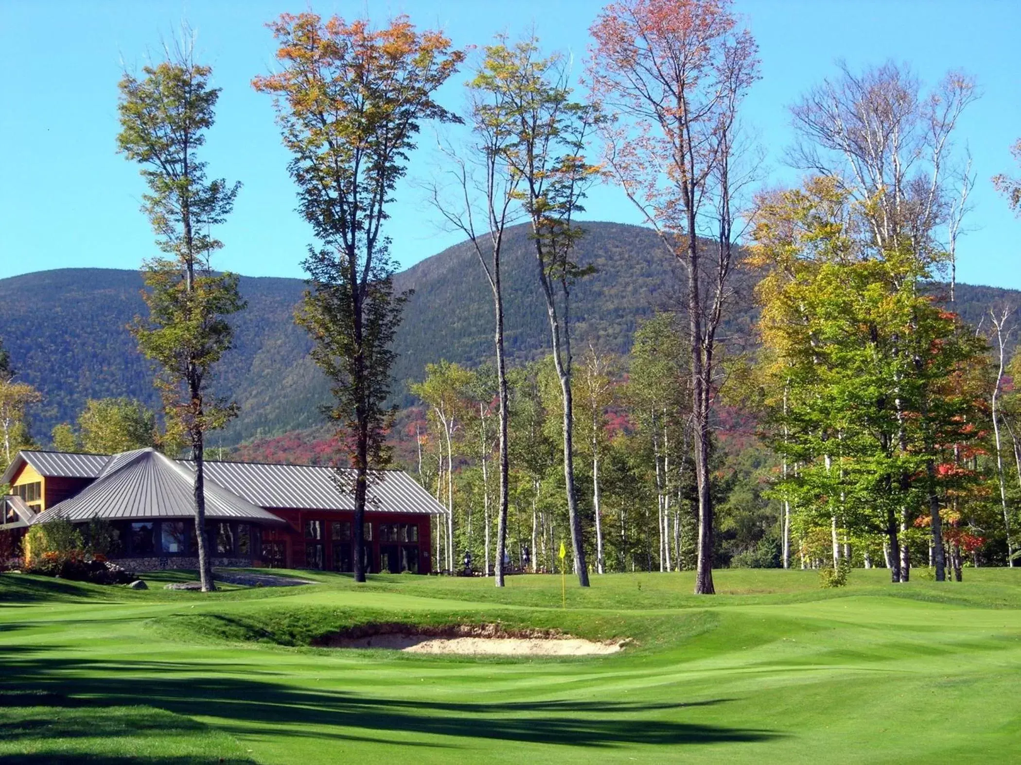 Golfcourse, Property Building in Sugarloaf Mountain Hotel